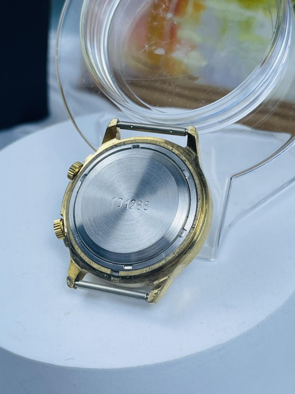 Đồng hồ chuông reo Poljot 18 jewels mặt số 2 lòng, cọc số khía đậc biệt