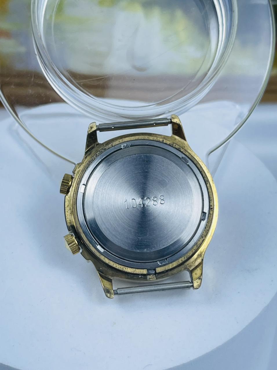 Đồng hồ chuông reo Poljot 18 jewels mặt số 2 lòng, cọc số khía đậc biệt