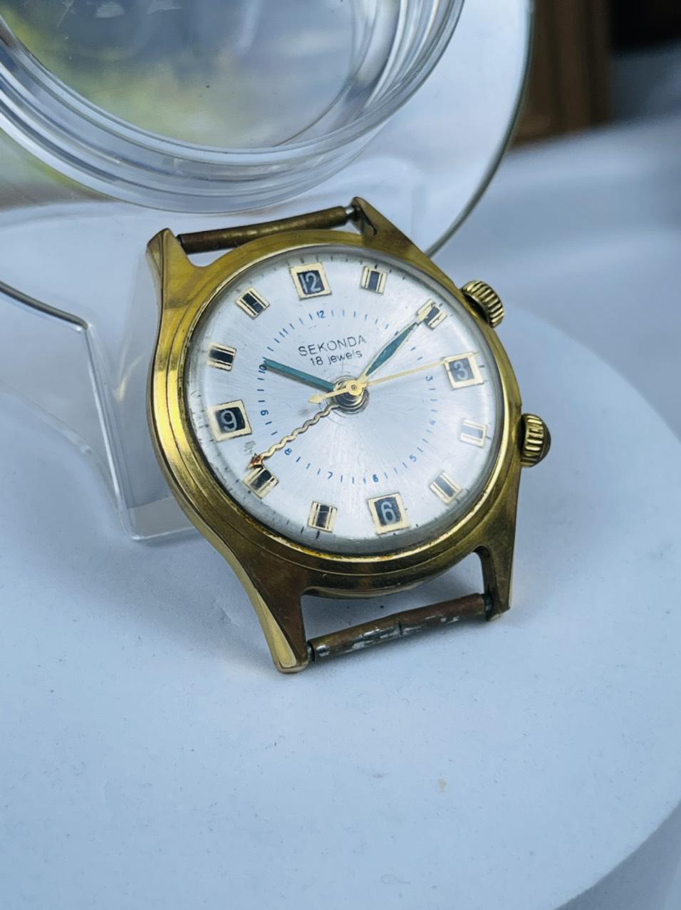 Đồng hồ Sekonda chuông reo 18 chân kính kim giun