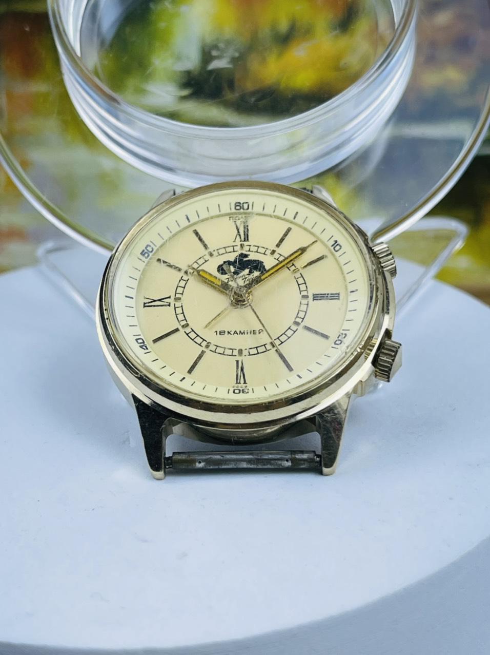 Đồng hồ Poljot chuông reo 18 chân kính