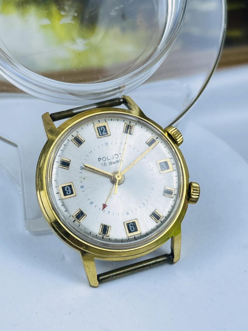 Đồng hồ Poljot chuông reo 18 chân kính cọc số đặc biệt