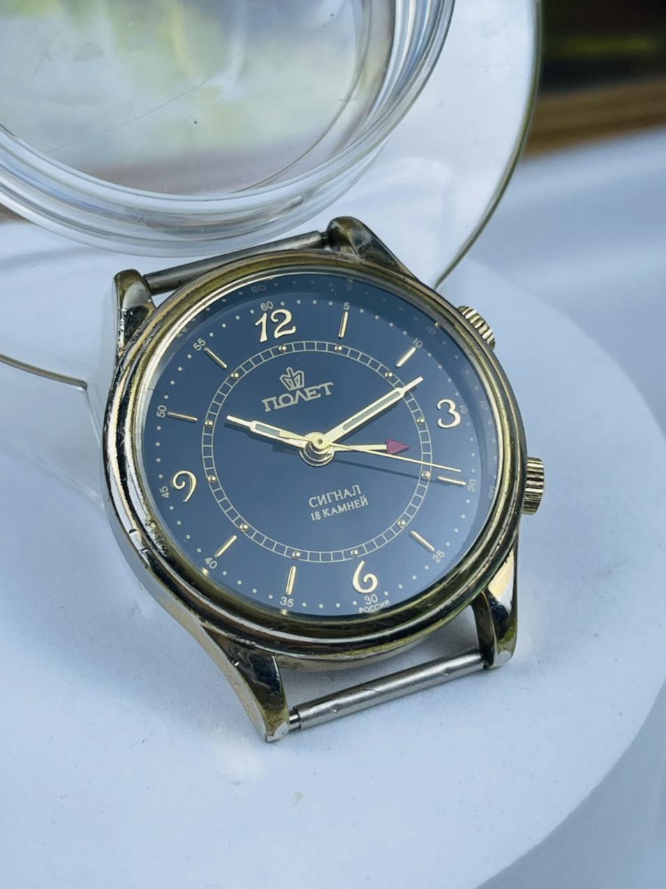 Đồng hồ Poljot chuông reo 18 chân kính mặt đen