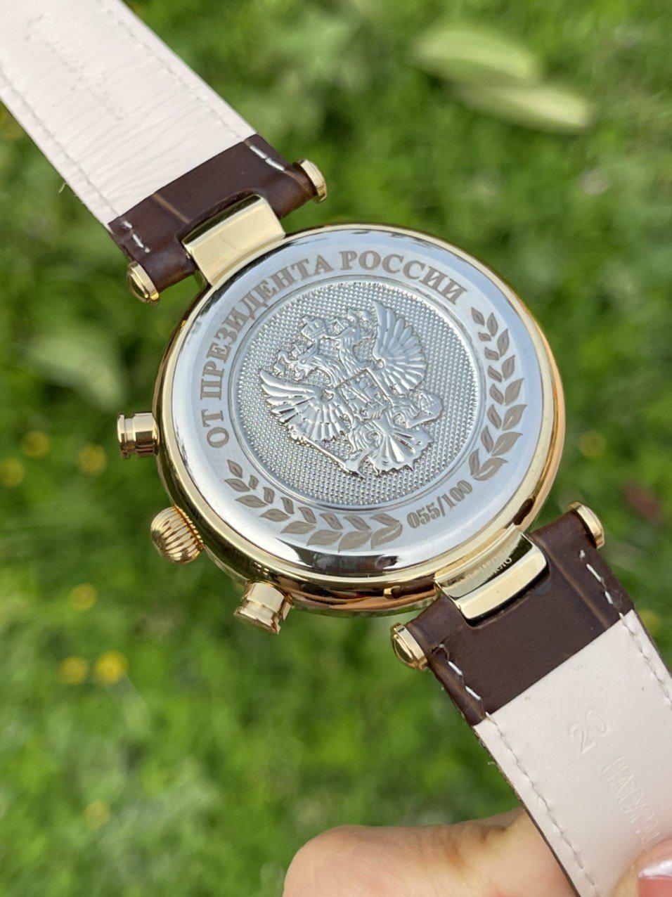 Đồng hồ Nga chữ ký tổng thống bấm giờ thể thao chronograph 252CK137