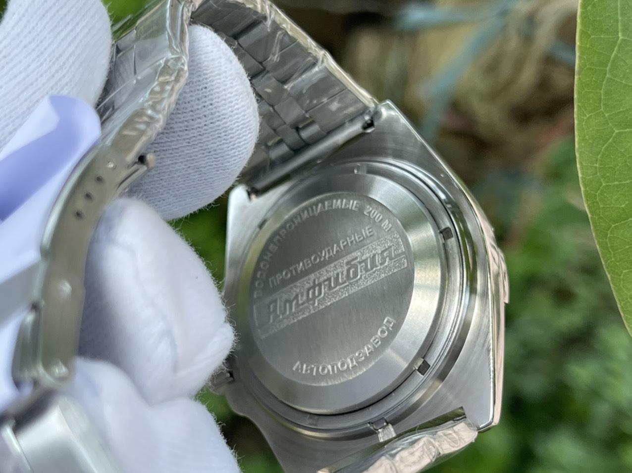 Vostok Amfibia 110908 Russian watches