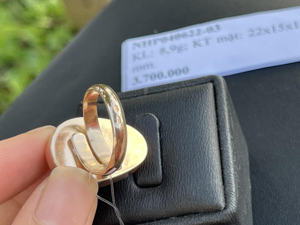 Nhẫn hổ phách Baltic tự nhiên màu vàng cognac NHP040622-03