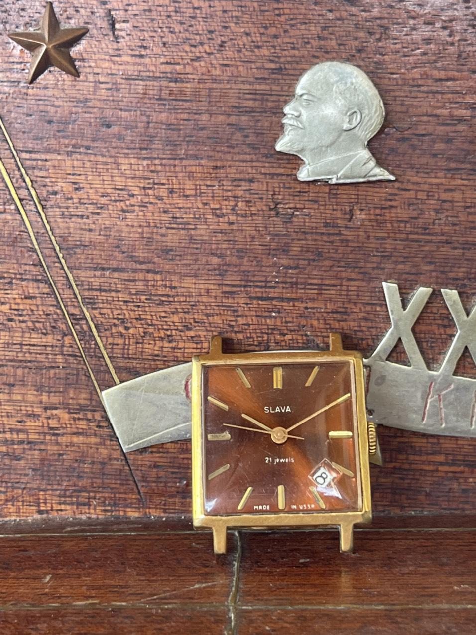 Order đồng hồ nga chính hãng, bảo hành 1 năm, hàng có sẵn, hỗ trợ suốt đời