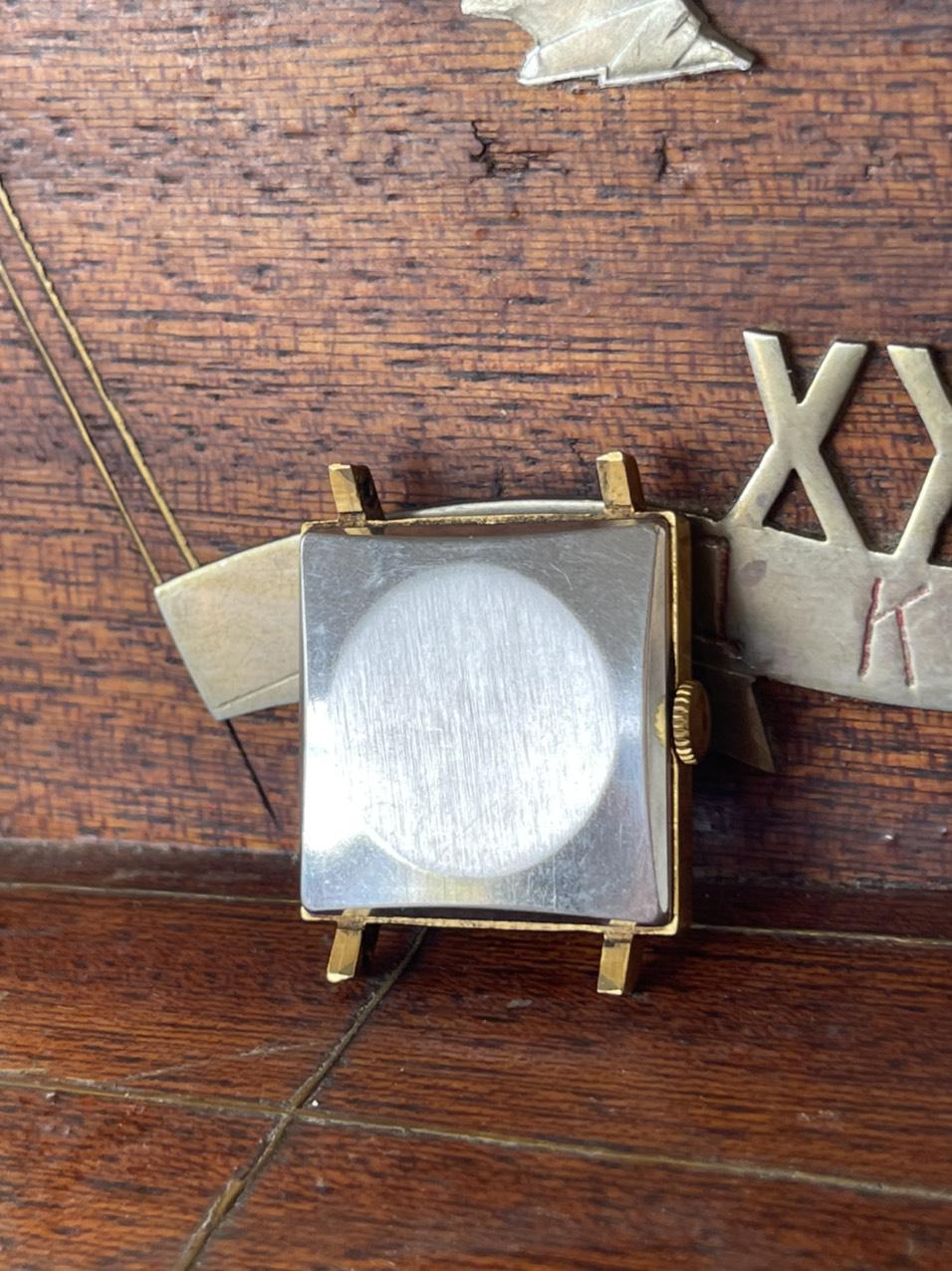 Order đồng hồ nga chính hãng, bảo hành 1 năm, hàng có sẵn, hỗ trợ suốt đời