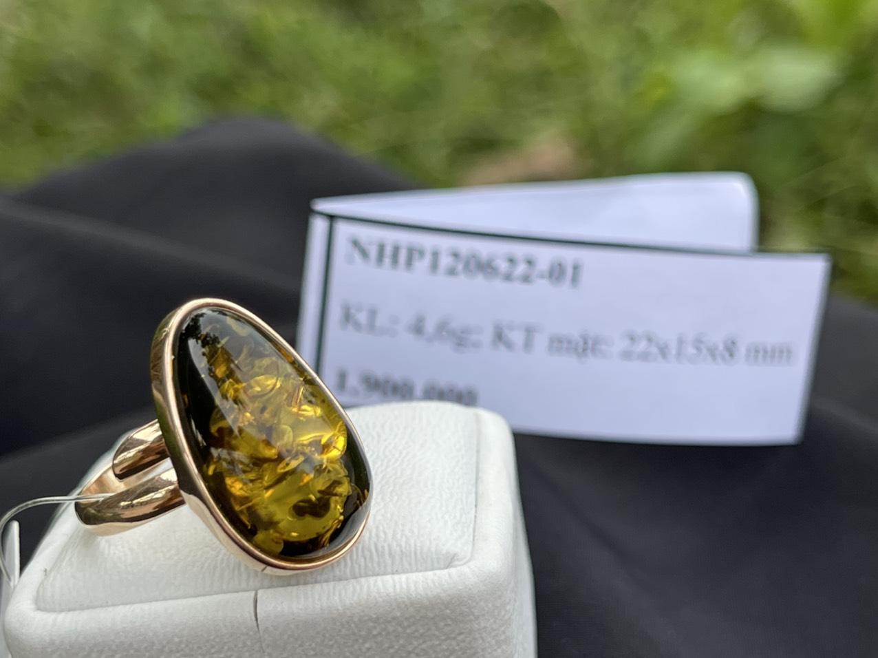 Nhẫn hổ phách Baltic tự nhiên NHP120622-01