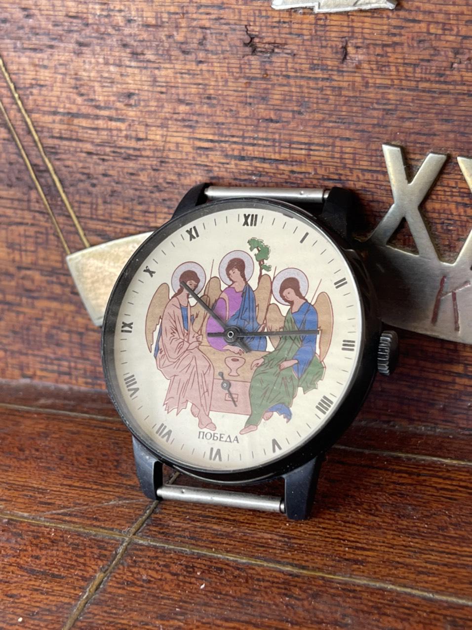 Đồng hồ đeo tay công giáo - Đồng hồ cổ Pabeda
