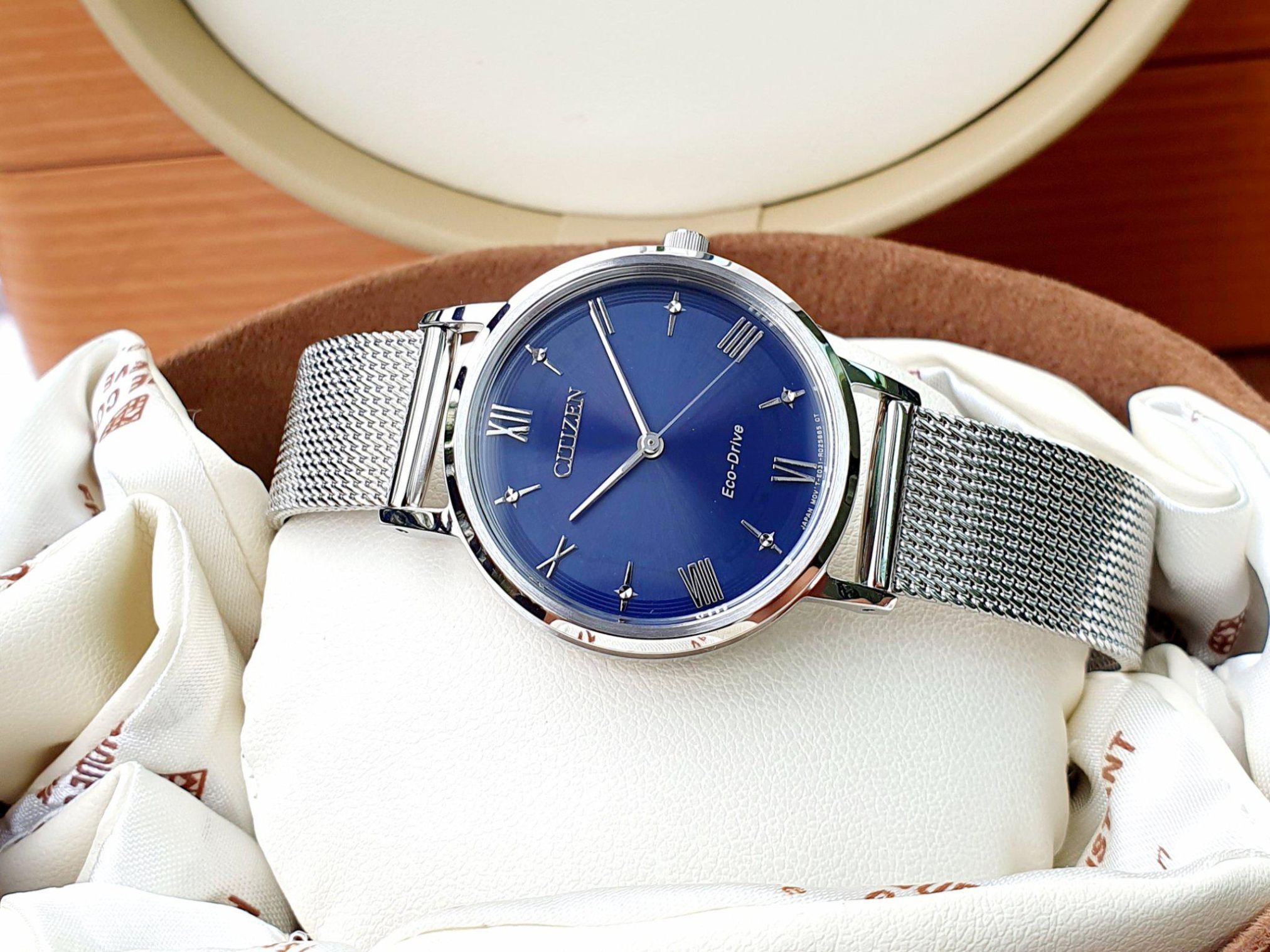 Đồng hồ Citizen Eco-Drive Women's Diamond Accent Milanese Band EM0571-59L