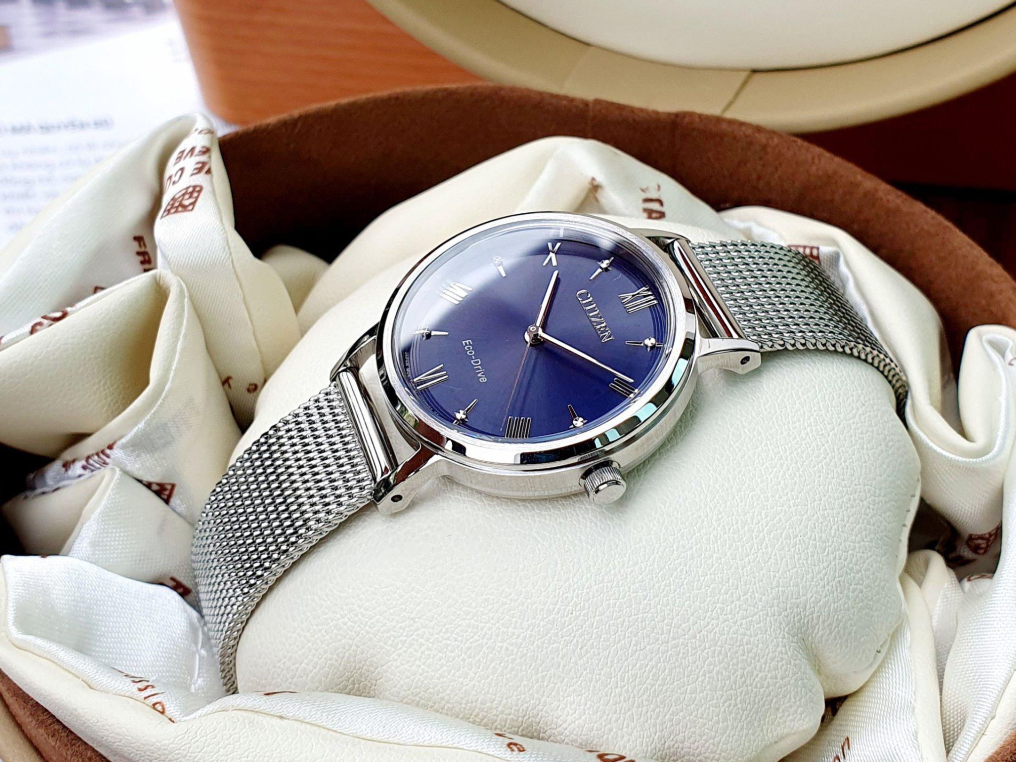 Đồng hồ Citizen Eco-Drive Women's Diamond Accent Milanese Band EM0571-59L