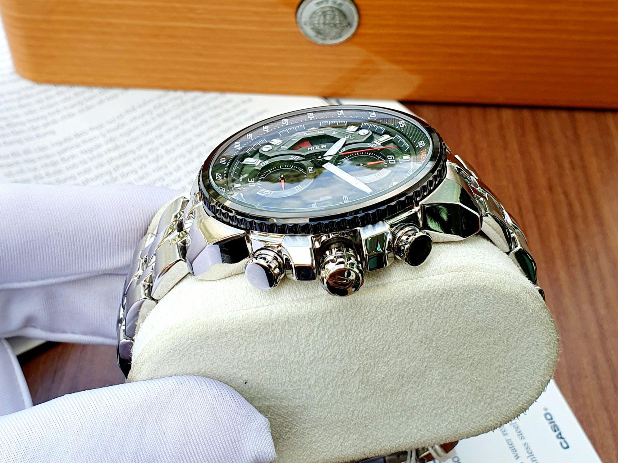 Đồng hồ Casio Edifice Royal EF-558D-1A