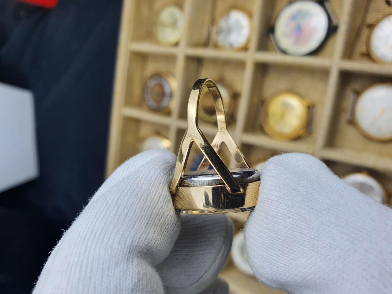 Nhẫn đồng hồ cổ Liên Xô Chaika bọc vàng Au
