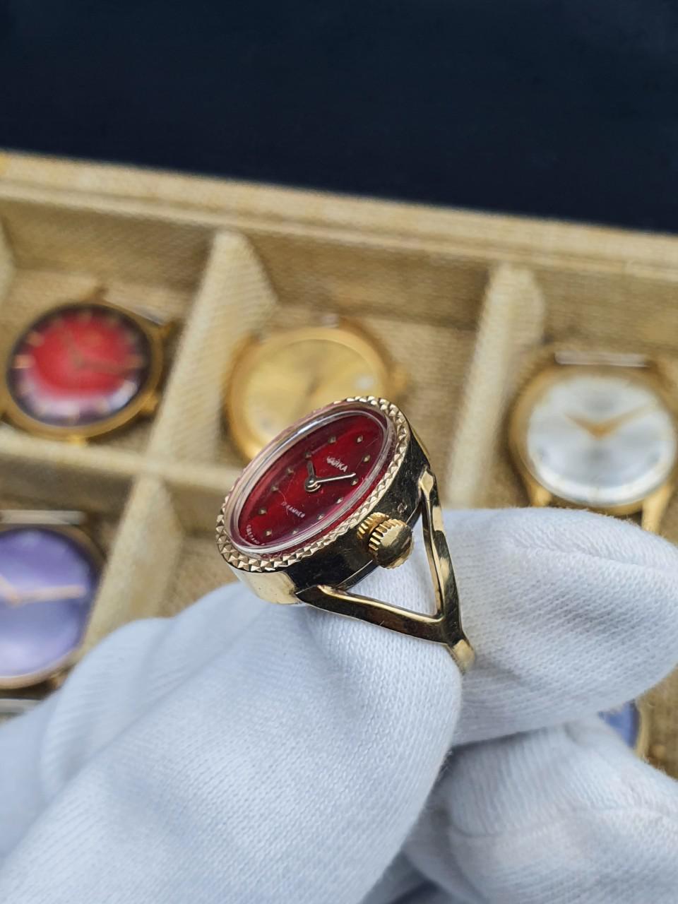 Nhẫn đồng hồ cổ Liên Xô Chaika bọc vàng Au