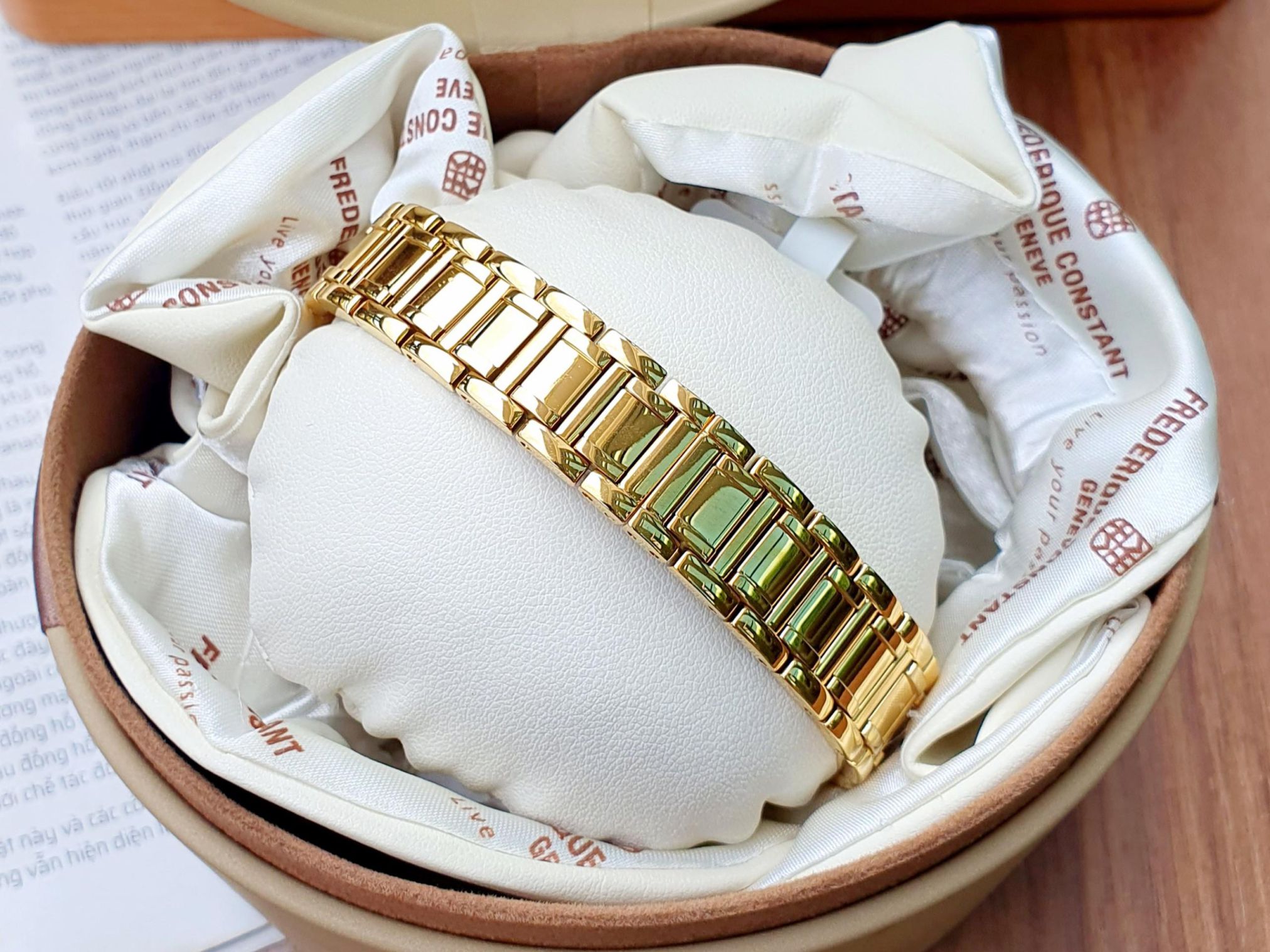 Đồng hồ Bulova Highbridge nữ 98R165