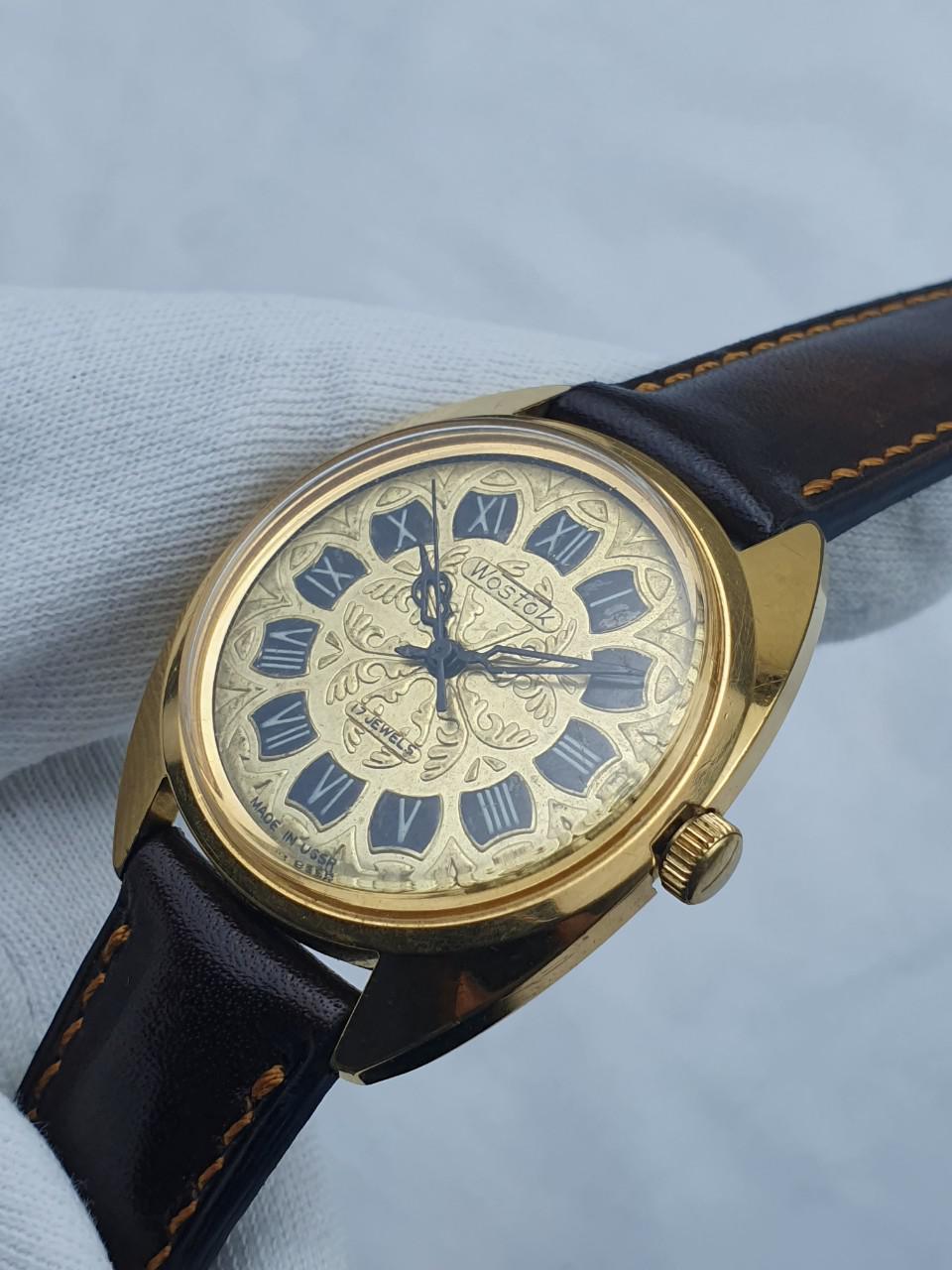 Đồng hồ Vostok mặt hoa da phấn nguyên rin nguyên bản kim tân cổ điên vỏ bọc vàng máy cơ 18 jewels
