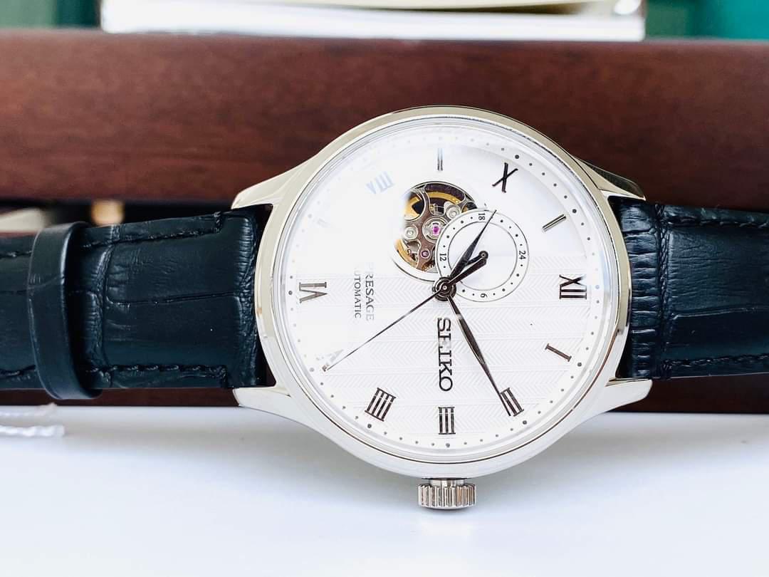 Đồng hồ Seiko Presage Open Heart  White Leather - SSA379J1