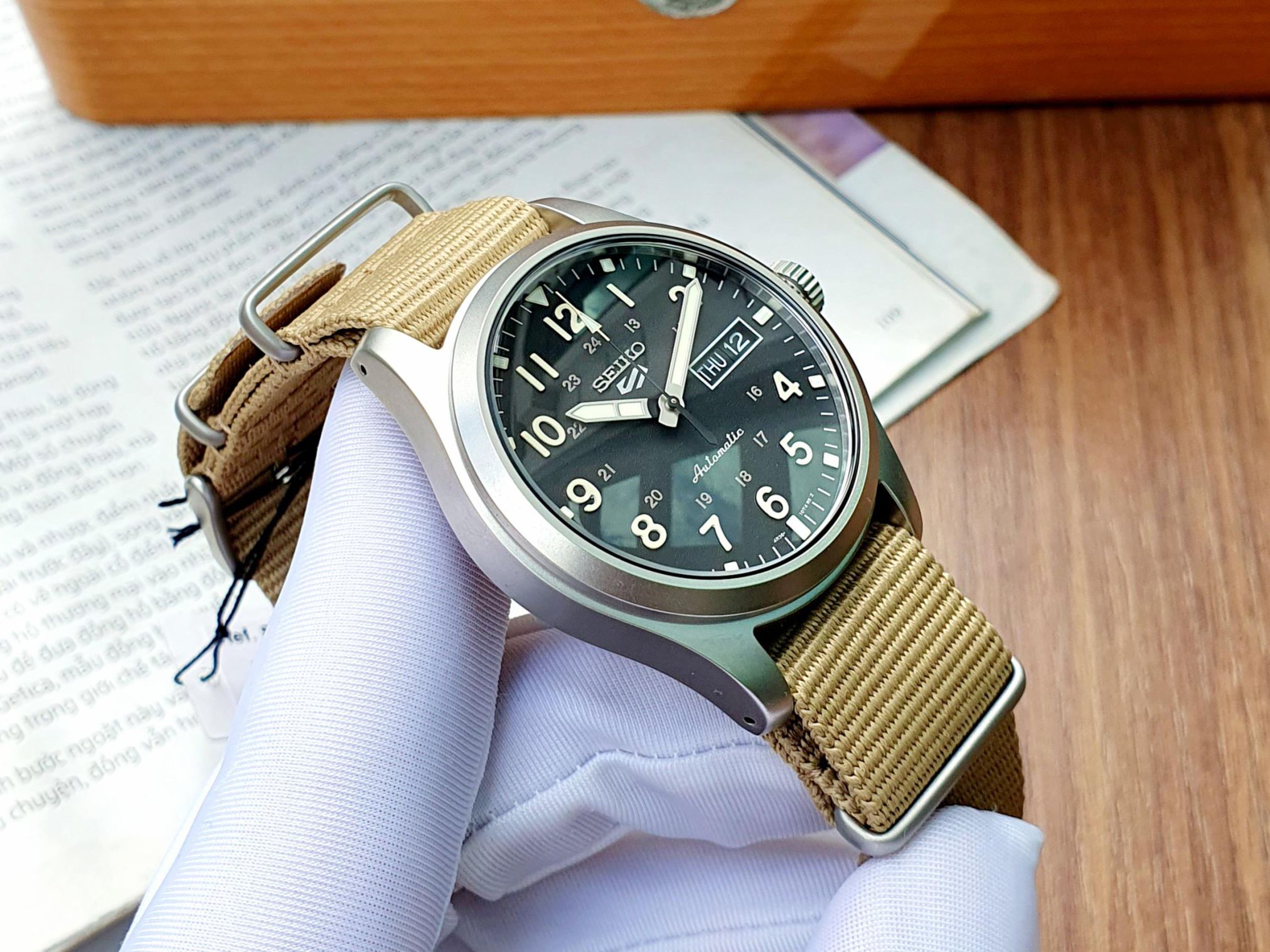 Đồng hồ Seiko SRPG35K1