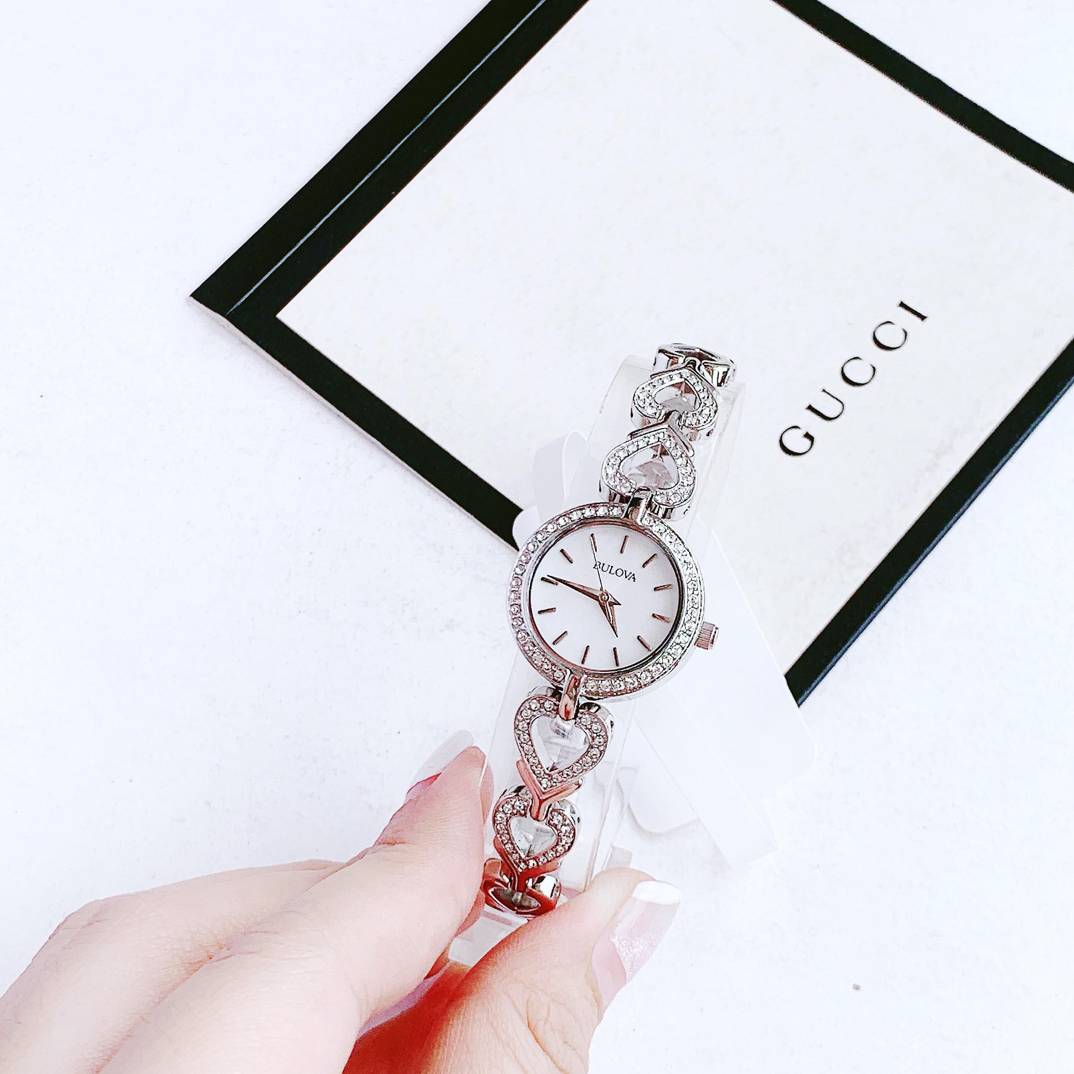 Bulova 96x136 2025