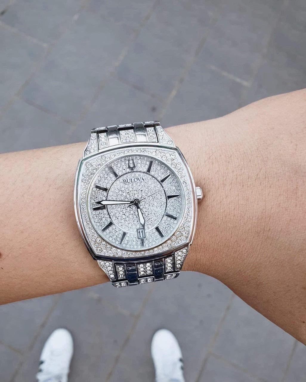Bulova 96b296 store