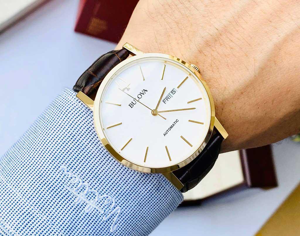 ng H Nam Bulova 97C107 Ch nh H ng