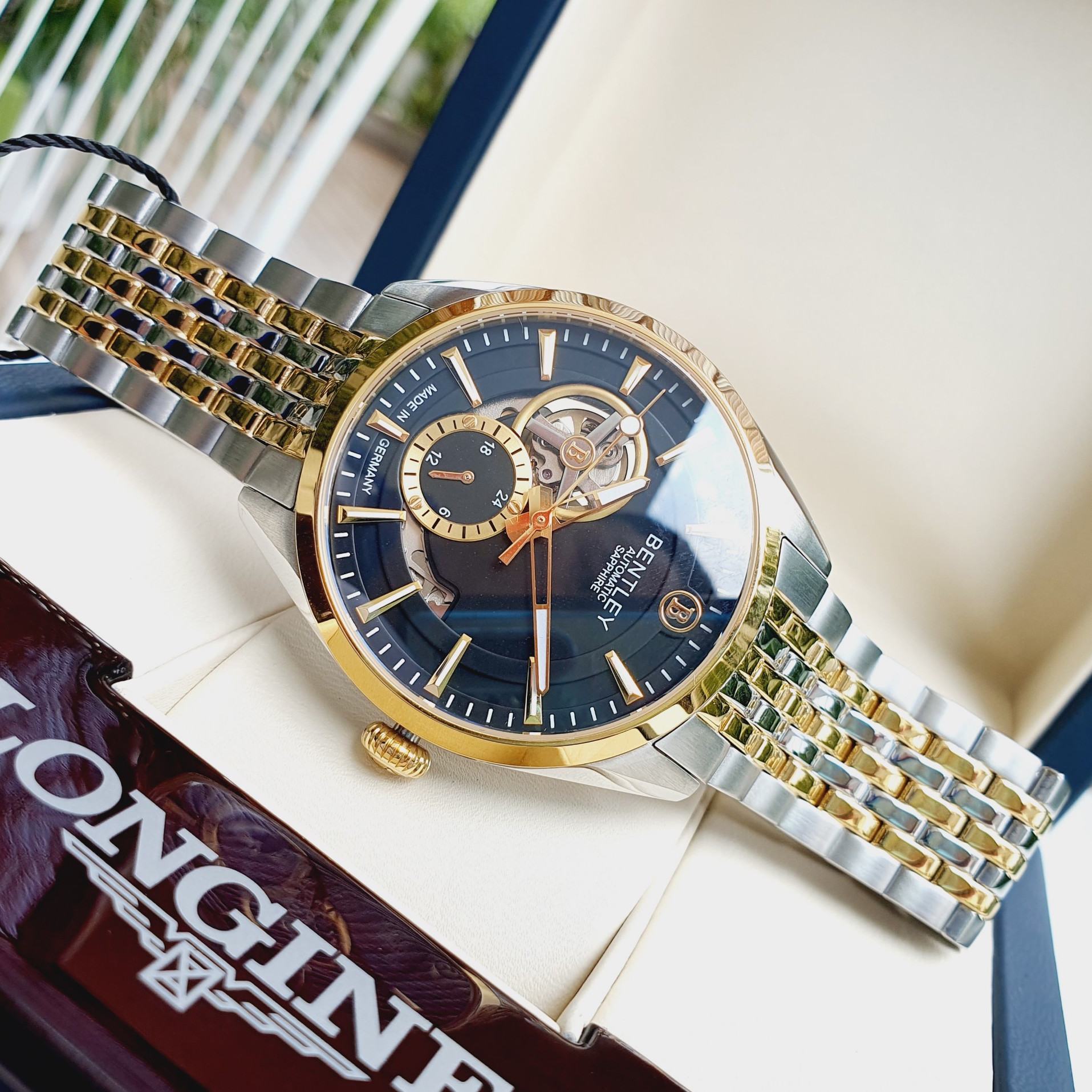 Đồng Hồ Bentley BL1831-25MKBB - Dây Kim Loại