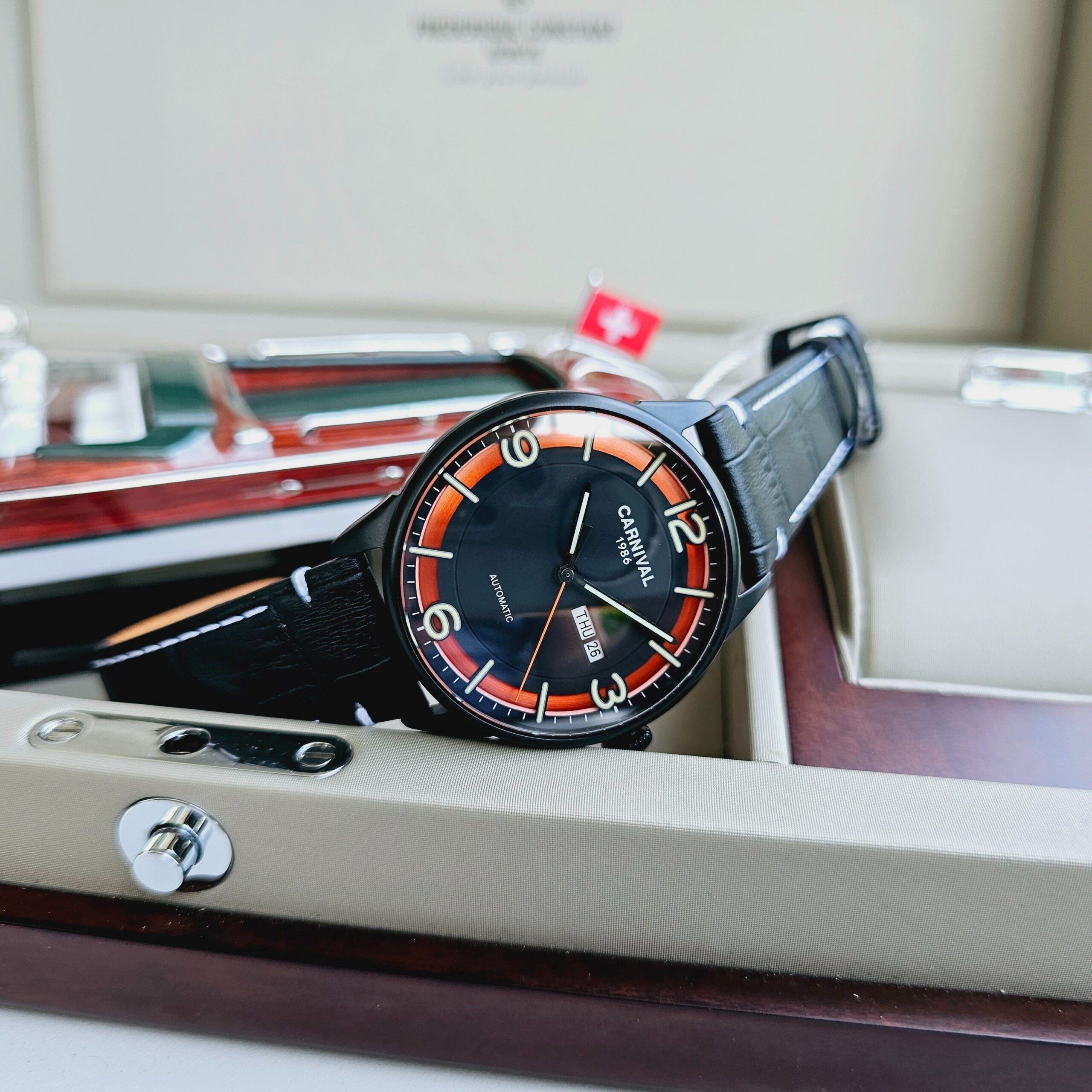 Đồng Hồ Carnival 8075G-VT-DD-DC