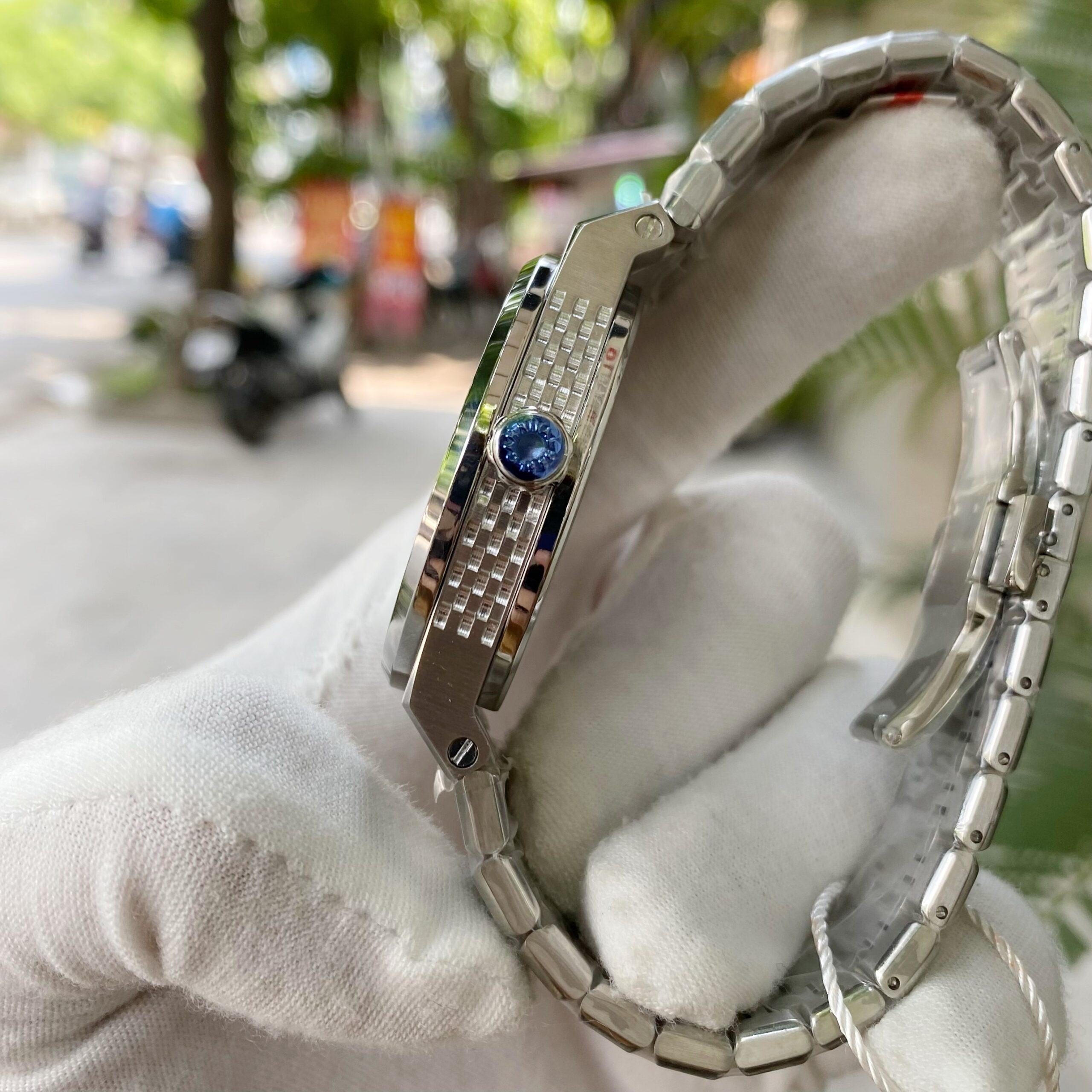 Đồng Hồ Carnival 8106G-VT-X