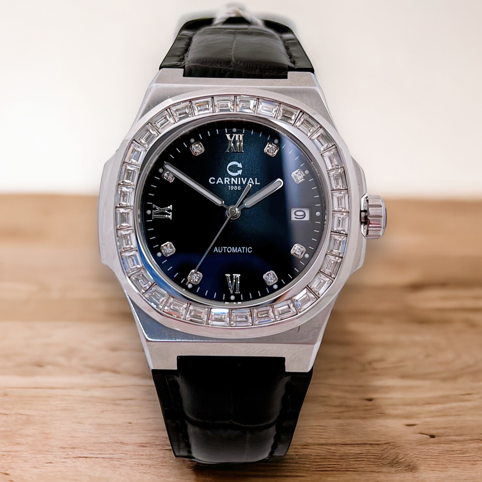 Đồng Hồ Carnival 8129G-VT-DD-D