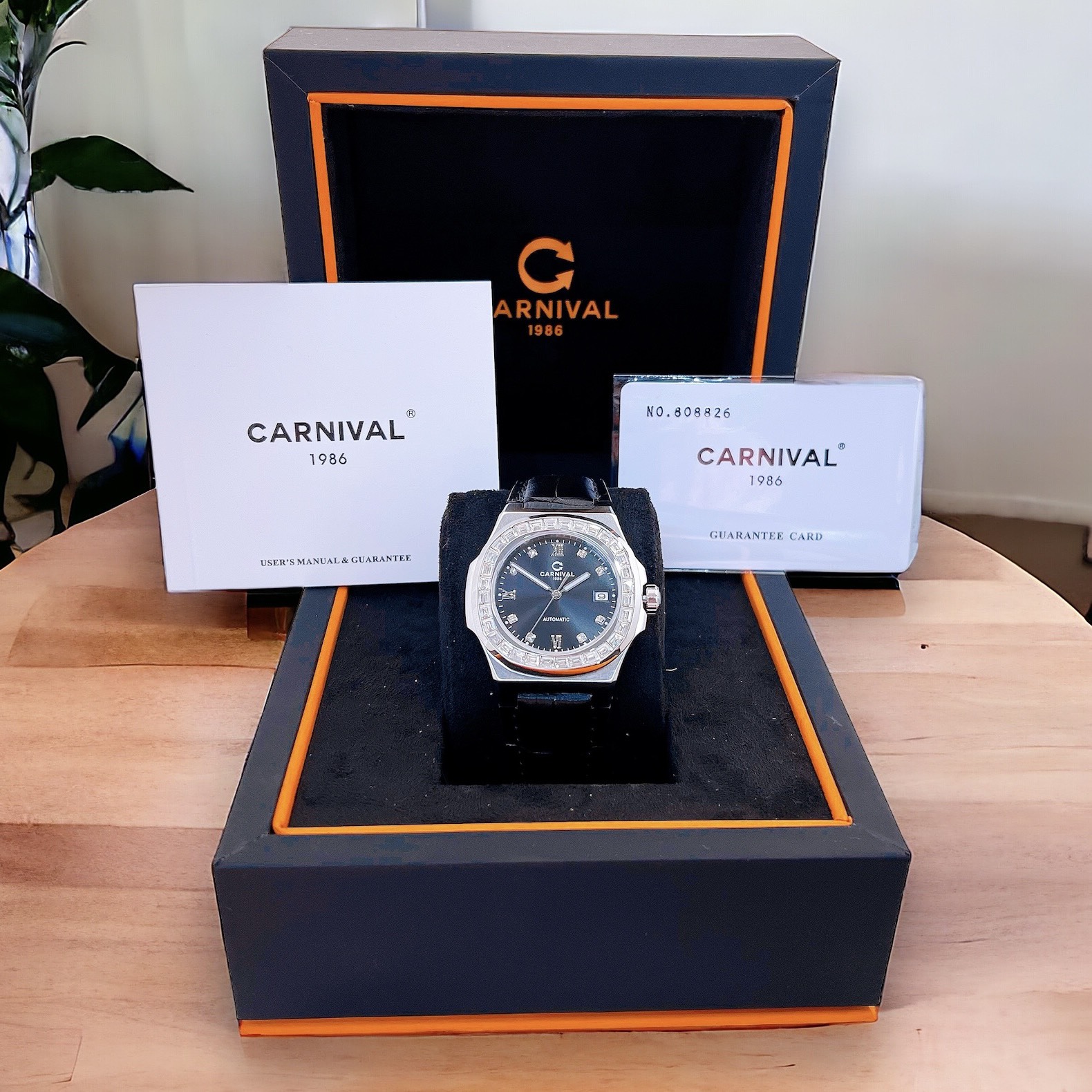 Đồng Hồ Carnival 8129G-VT-DD-D
