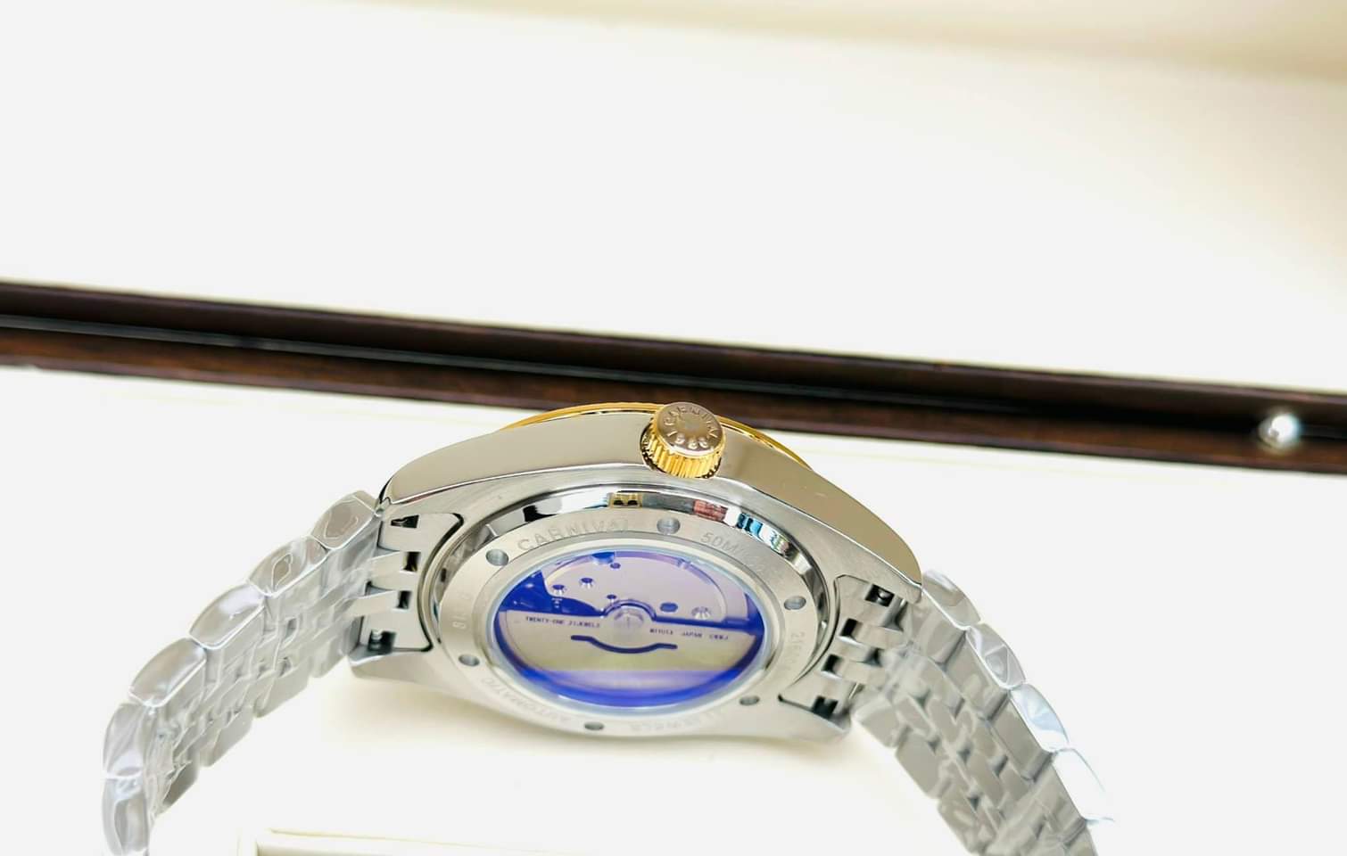 Đồng Hồ Carnival 8131G