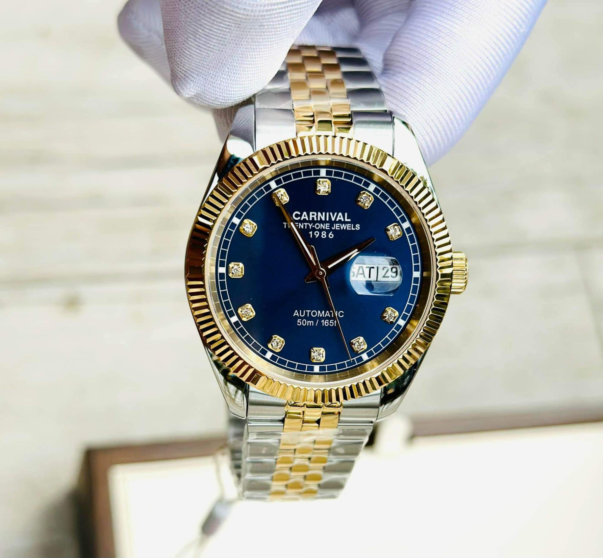 Đồng Hồ Carnival 8131G