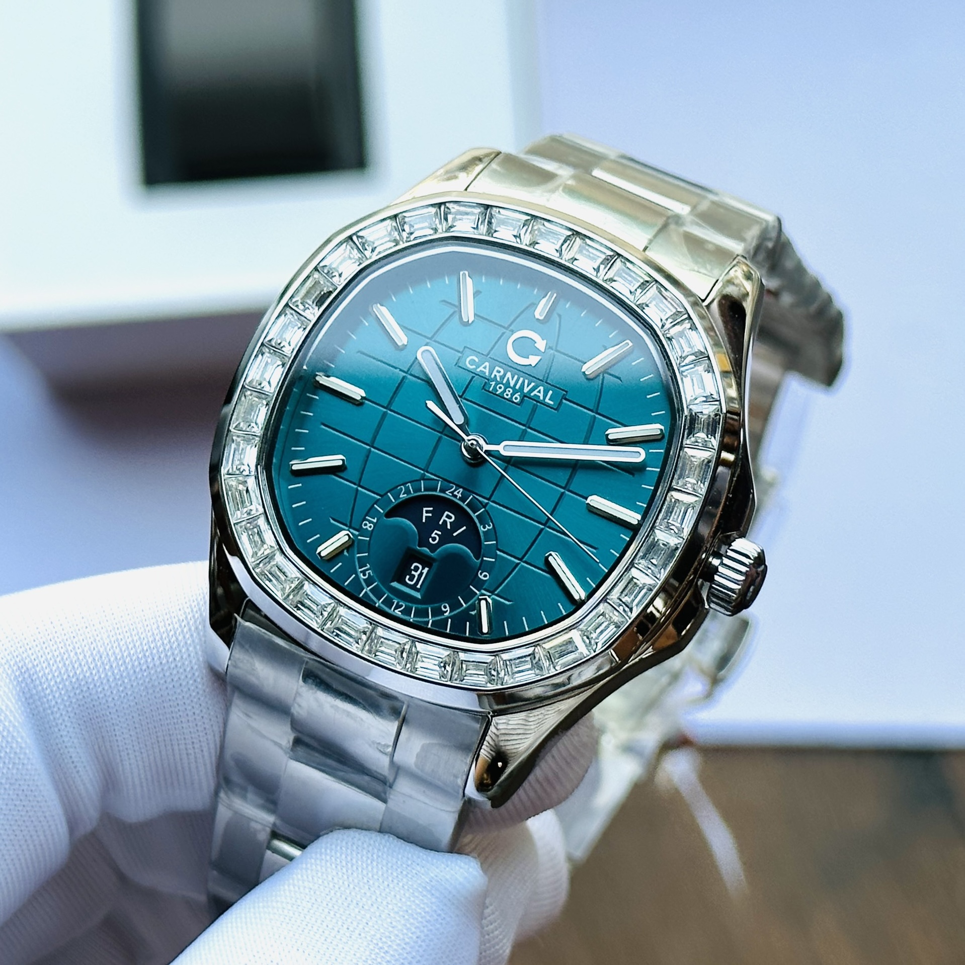 Đồng Hồ Carnival Aquanus 8113G2-VT-XL