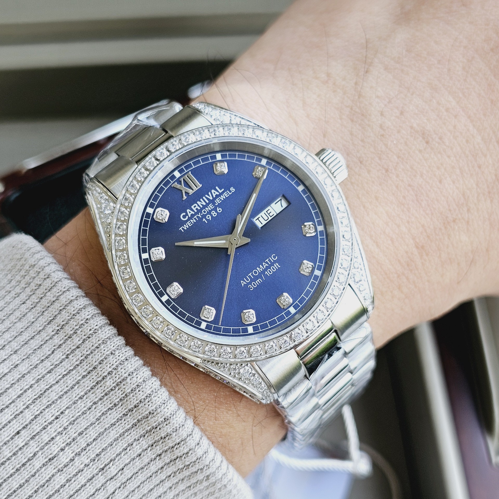 Đồng Hồ Carnival Automatic 8907G-VT-X