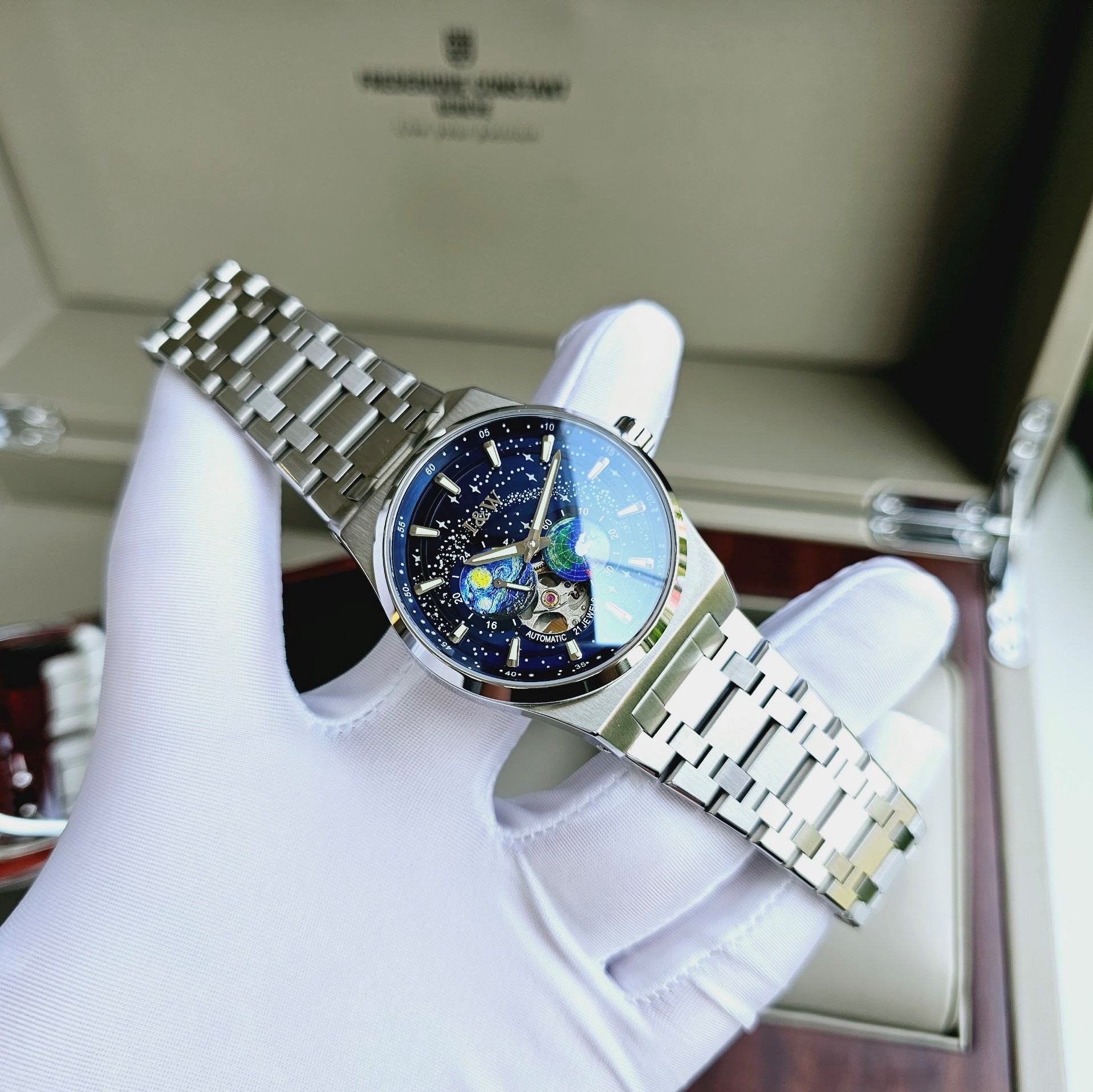 Đồng Hồ Carnival I&W Earth Blue Dial IW708G-VT-X