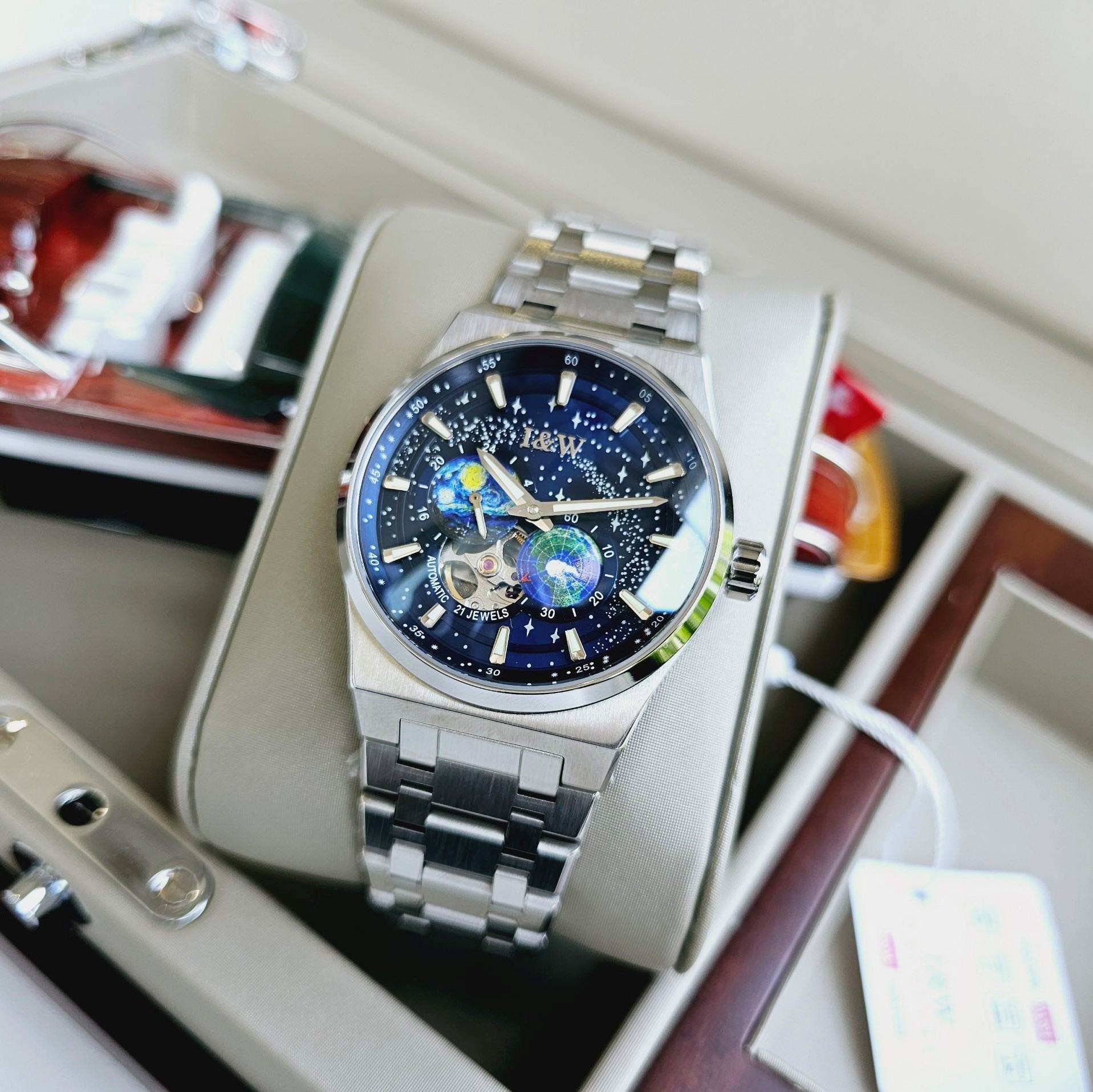 Đồng Hồ Carnival I&W Earth Blue Dial IW708G-VT-X