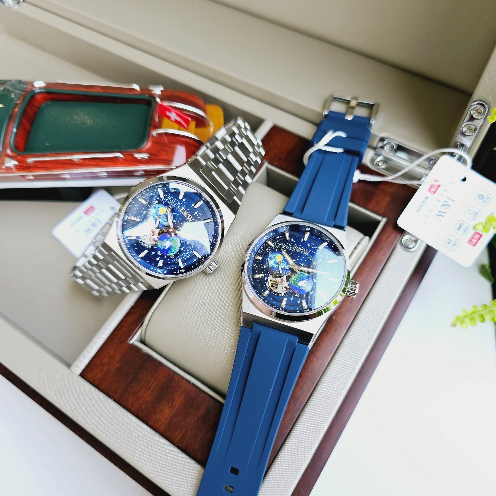 Đồng Hồ Carnival I&W Earth Blue Dial IW708G-VT-X