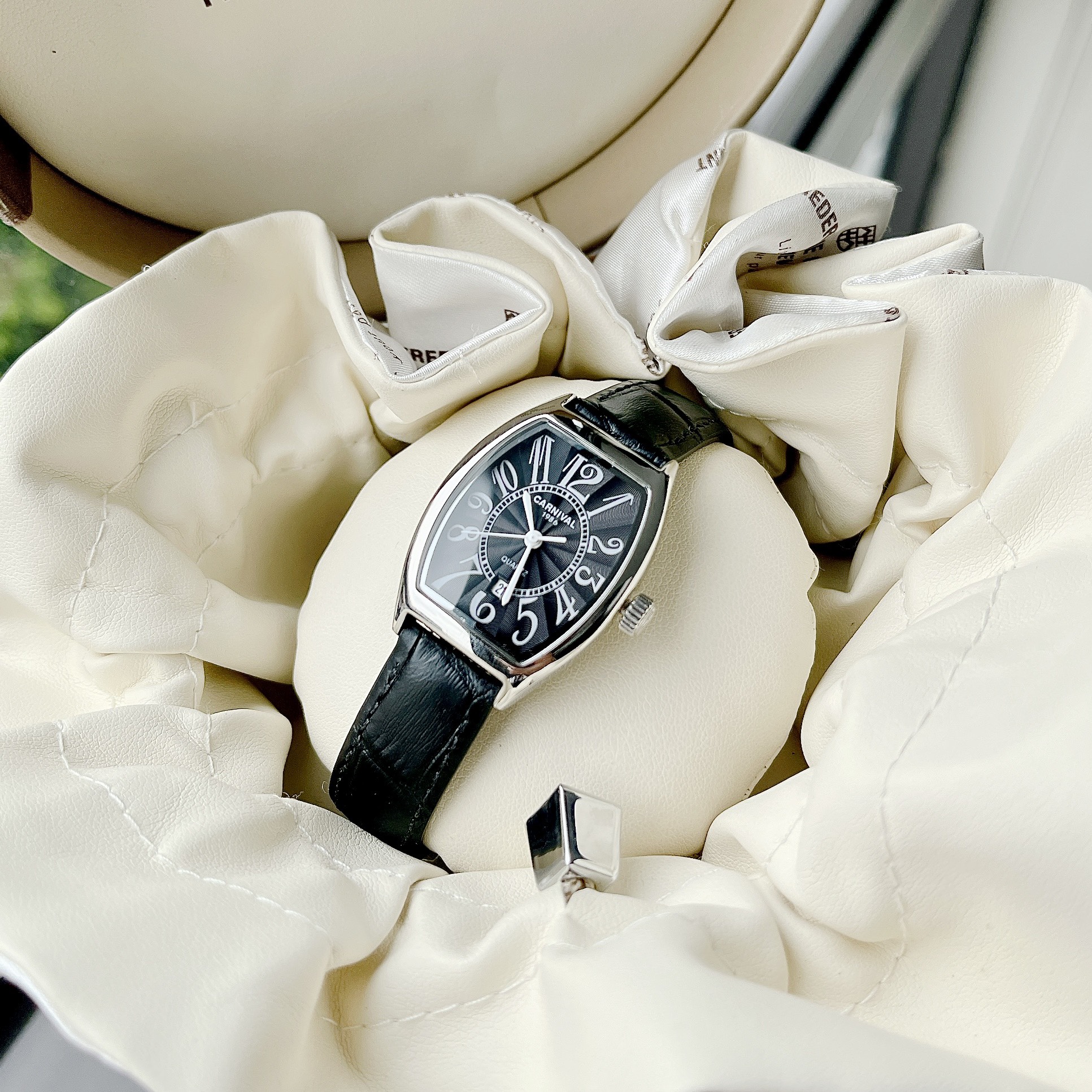 Đồng Hồ Carnival Lady L83231.202.032