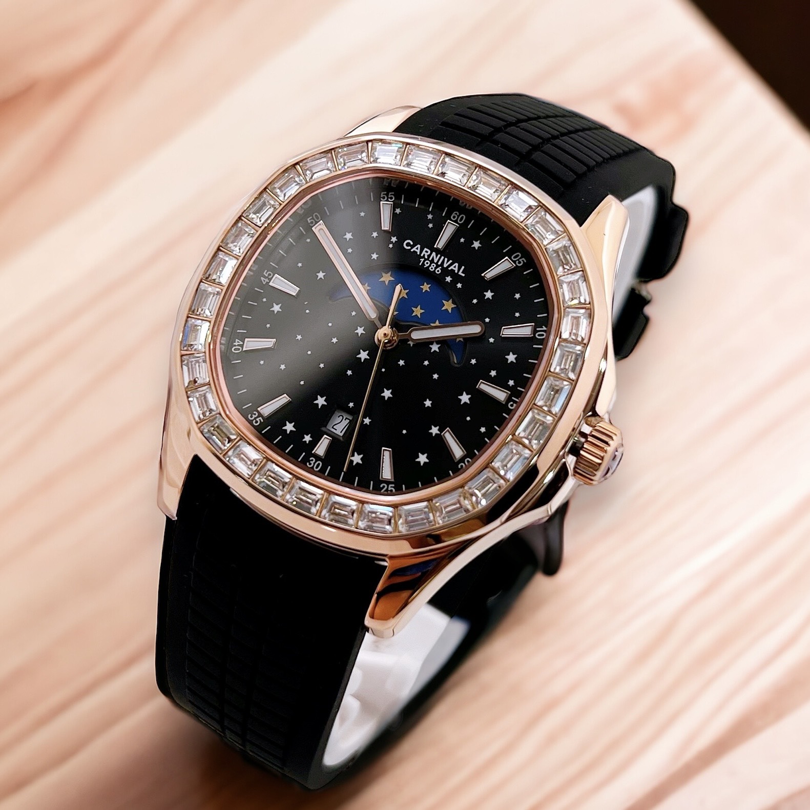 Đồng Hồ Carnival Moonphase 8125G-VH-DCS-D