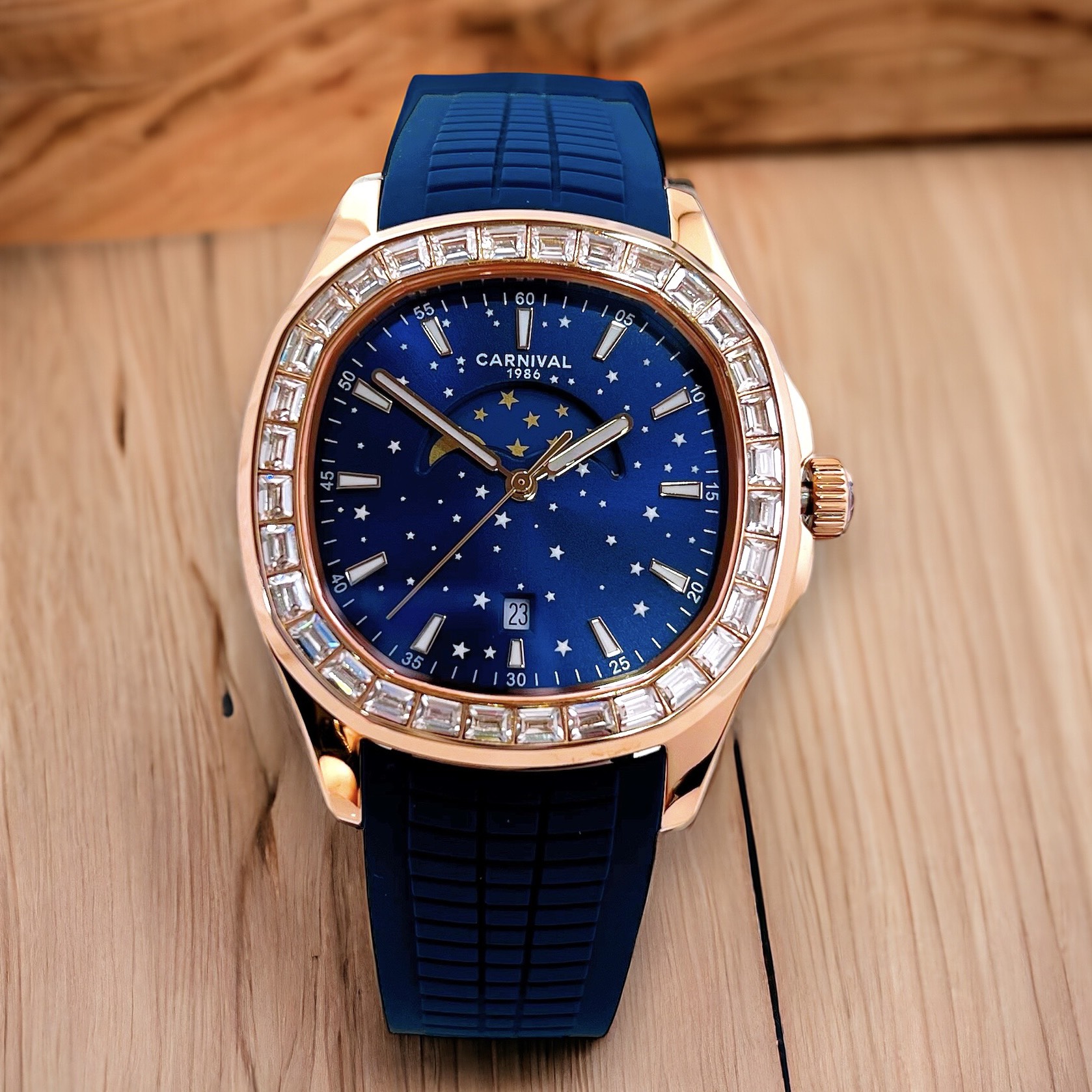 Đồng Hồ Carnival Moonphase 8125G-VH-DCS-X