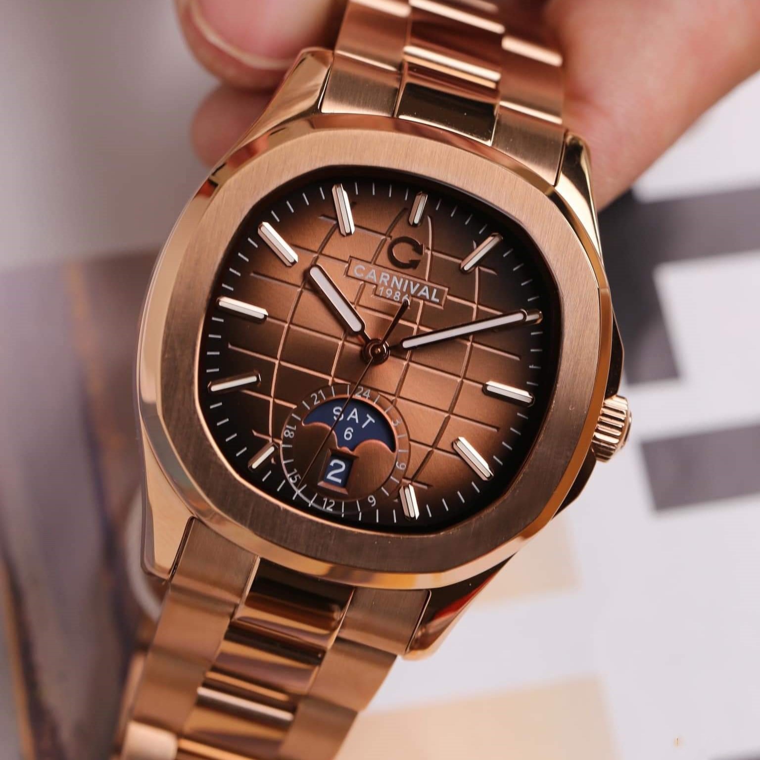 Đồng Hồ Carnival Nautilus 8113G-VH-N