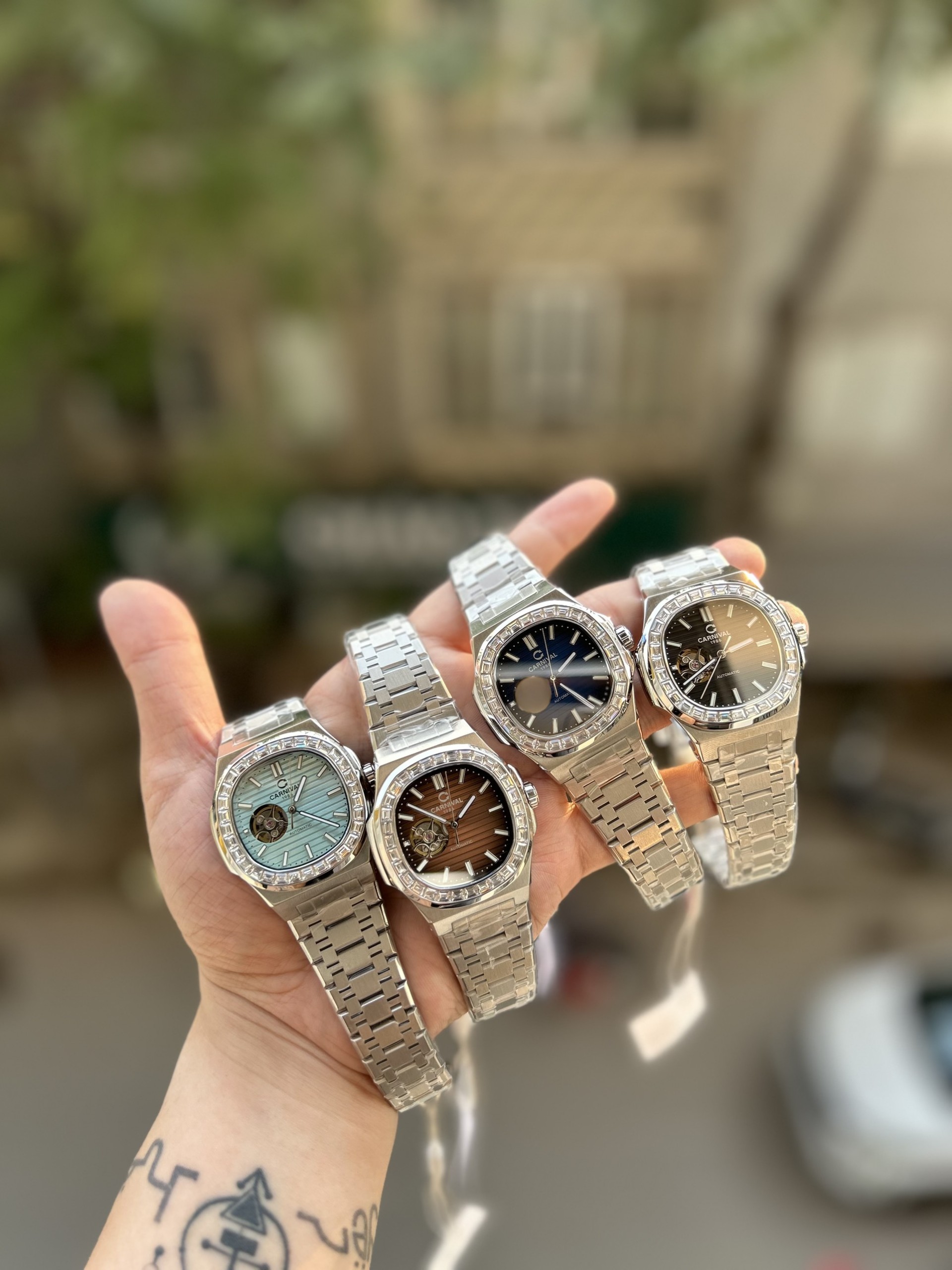 Đồng Hồ Carnival Nautilus 8128G