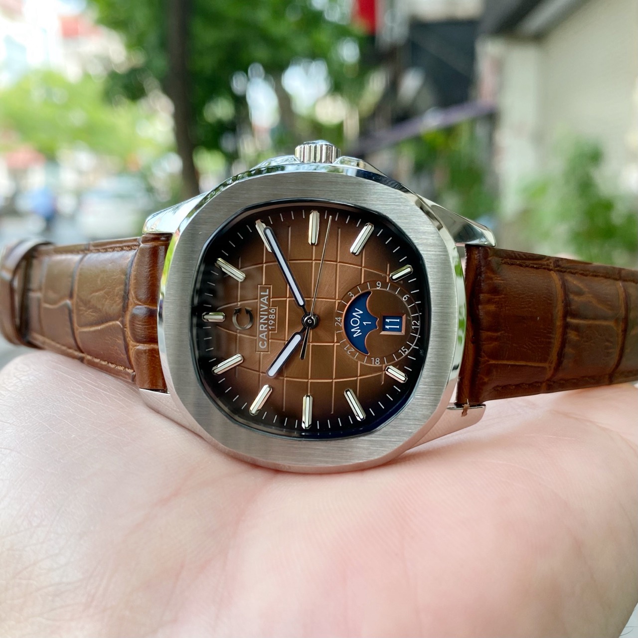 Đồng Hồ Carnival Nautilus G8113-BR