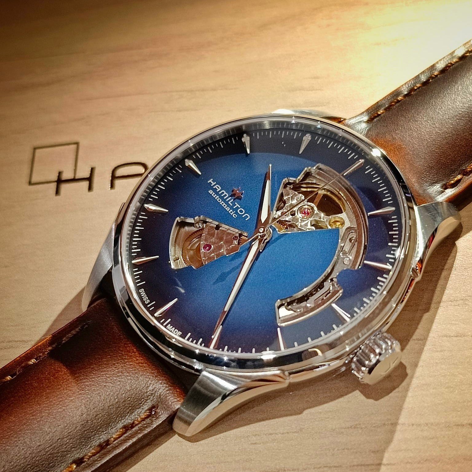 Đồng Hồ Hamilton OpenHeart Blue - H32675540