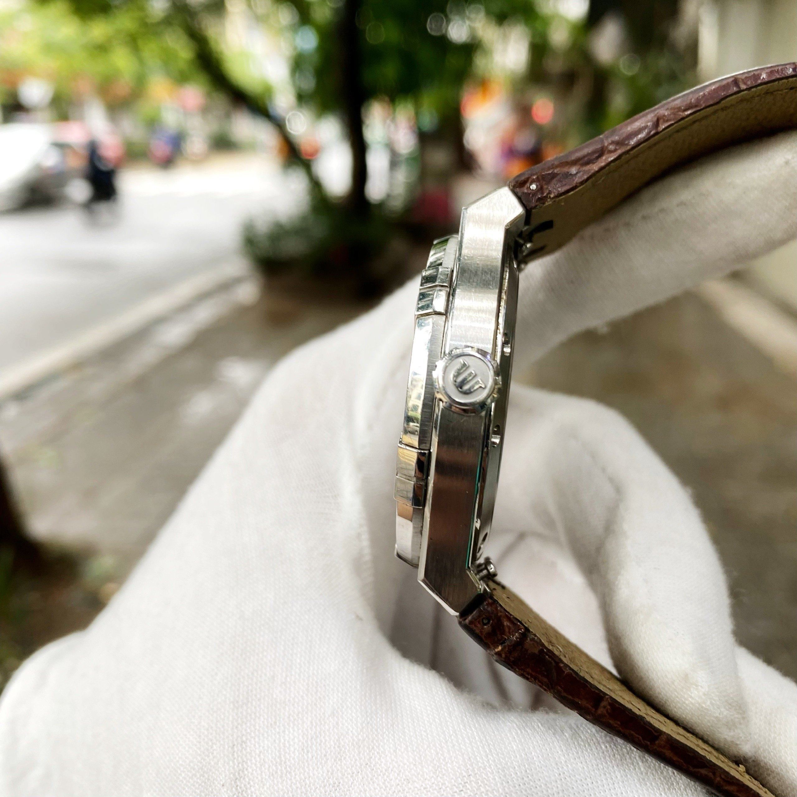 Đồng Hồ Maurice Lacroix Aikon AI6008-SS001-130 - Cũ