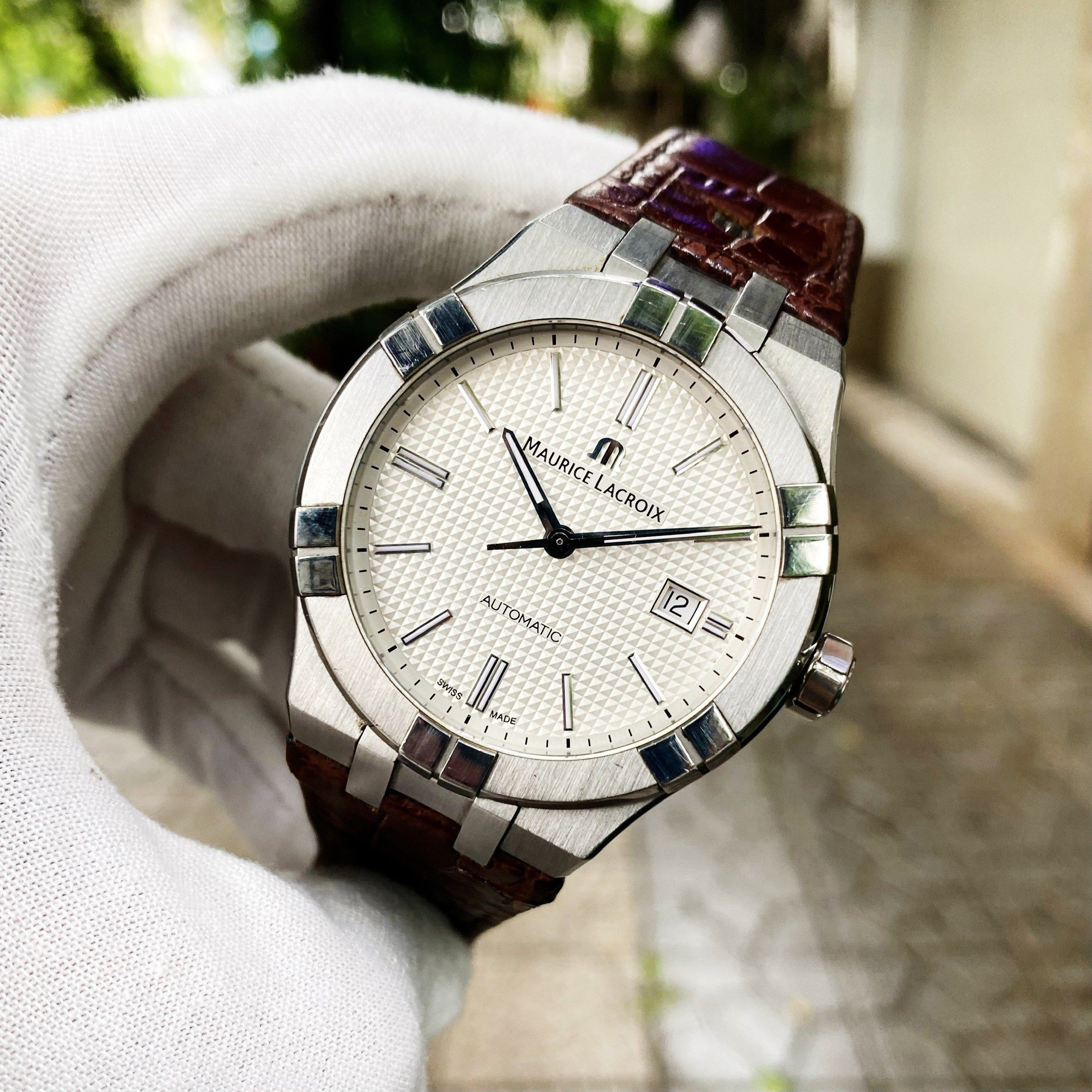 Đồng Hồ Maurice Lacroix Aikon AI6008-SS001-130 - Cũ