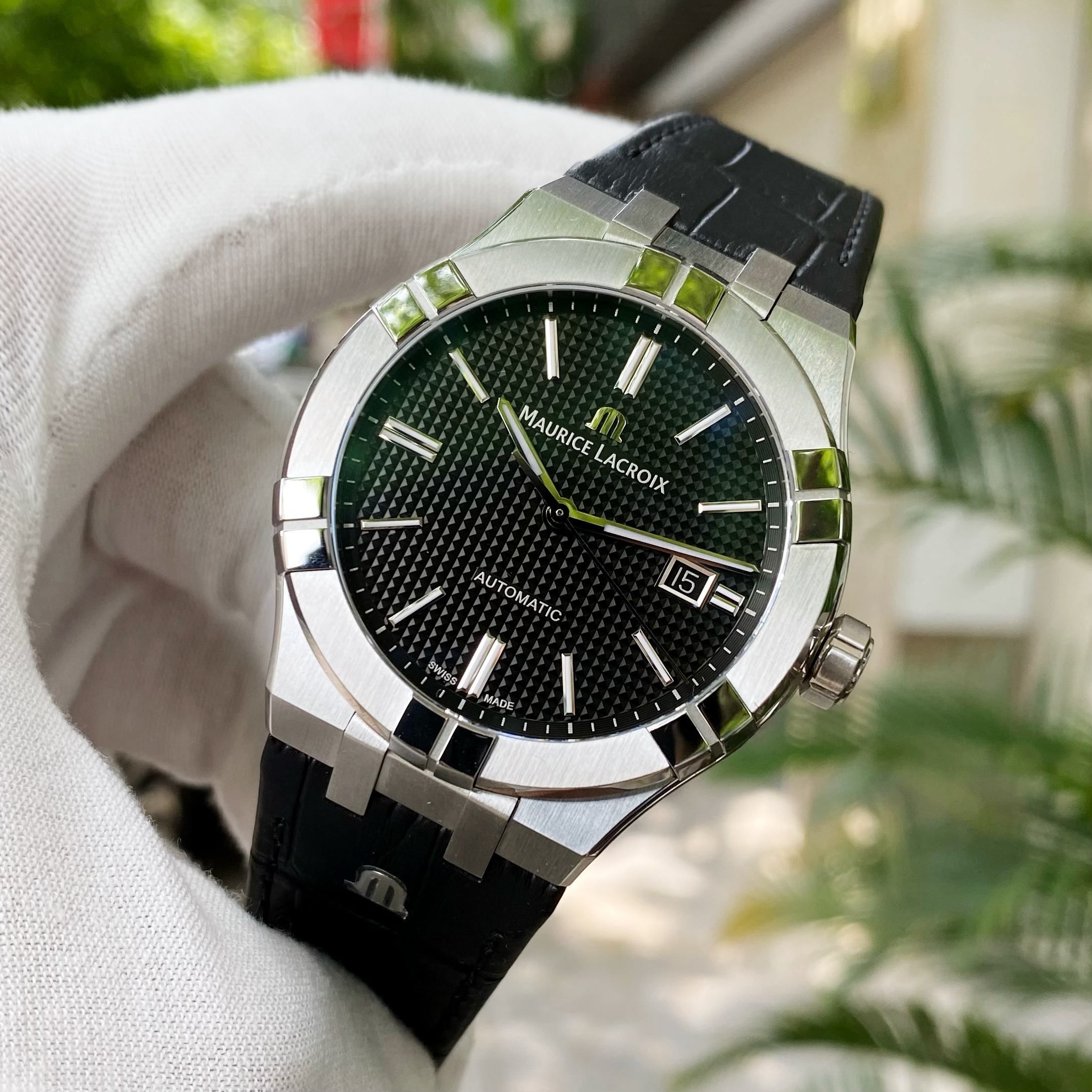 Đồng Hồ Maurice Lacroix Aikon Black 42mm - AI6008-SS001-330-1