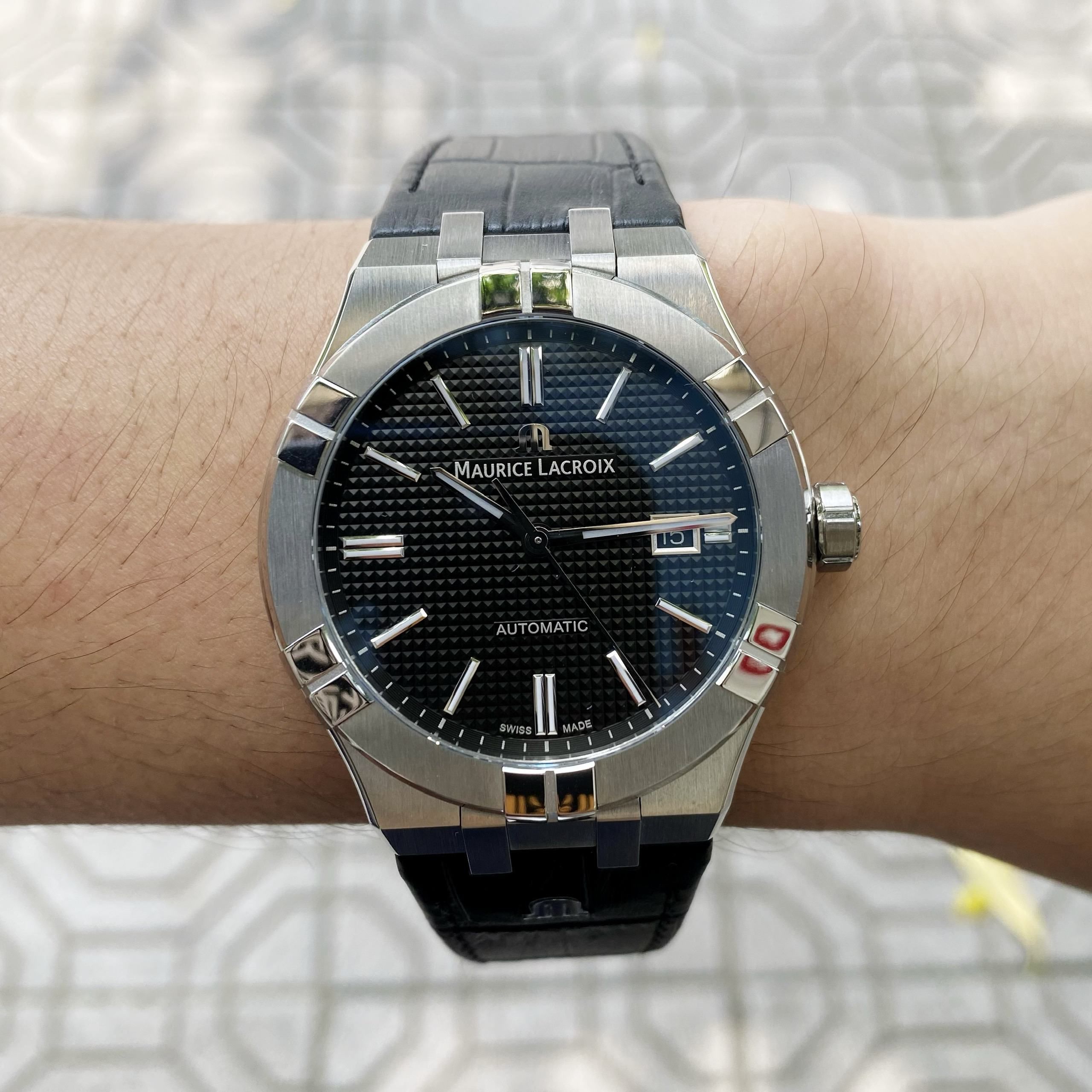 Đồng Hồ Maurice Lacroix Aikon Black 42mm - AI6008-SS001-330-1