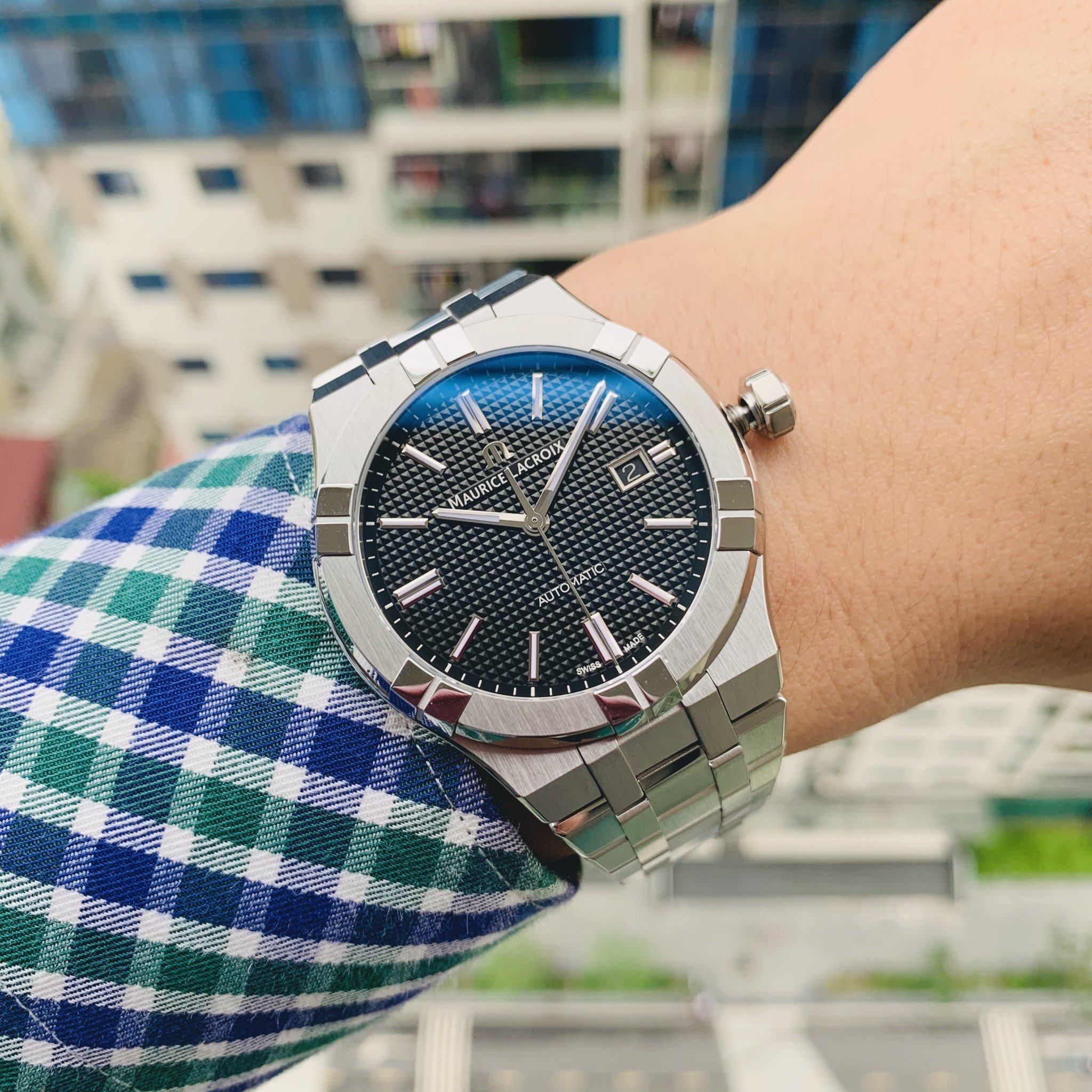 Đồng Hồ Maurice Lacroix Aikon Black 42mm - AI6008-SS00F-330-A