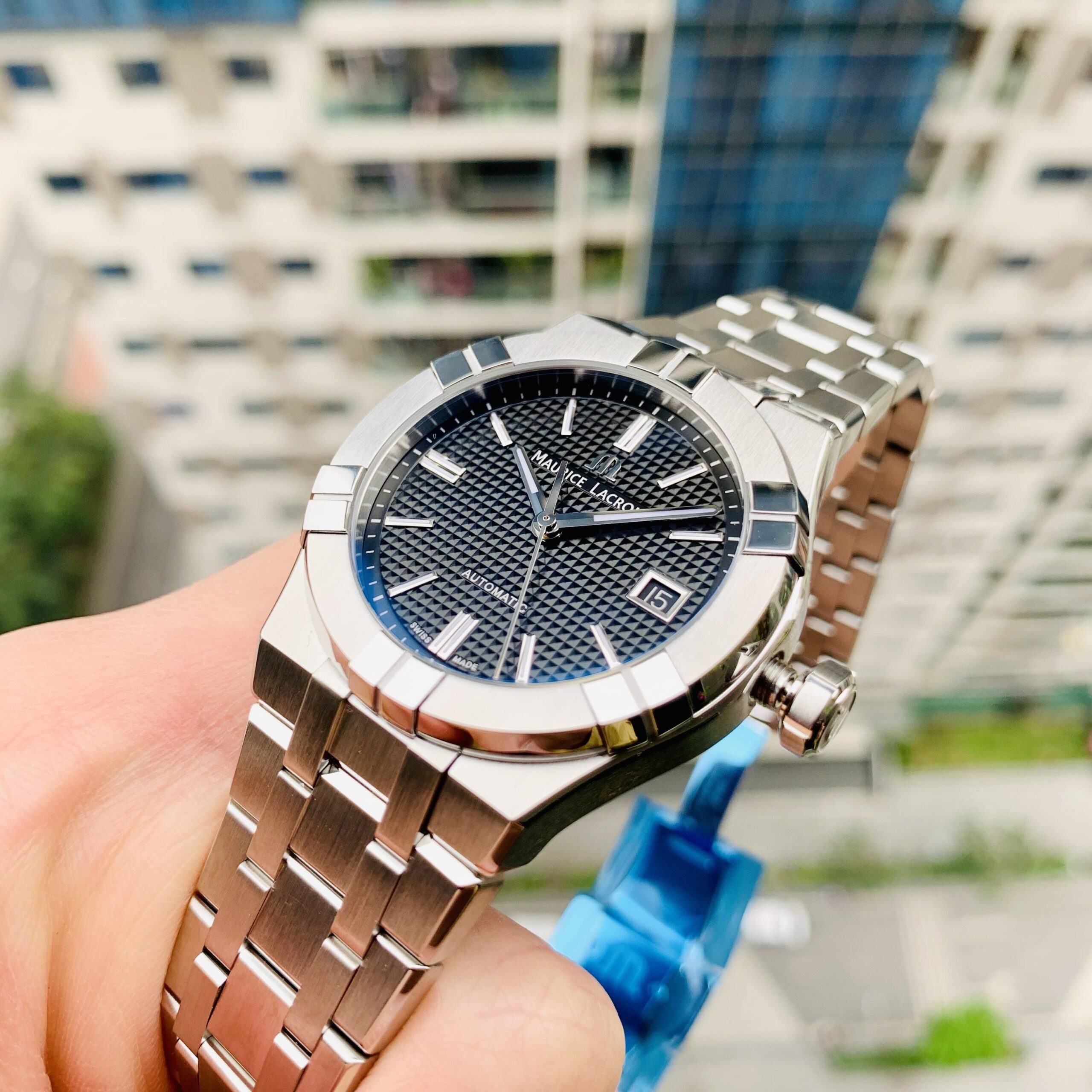 Đồng Hồ Maurice Lacroix Aikon Black - AI6007-SS002-330-1